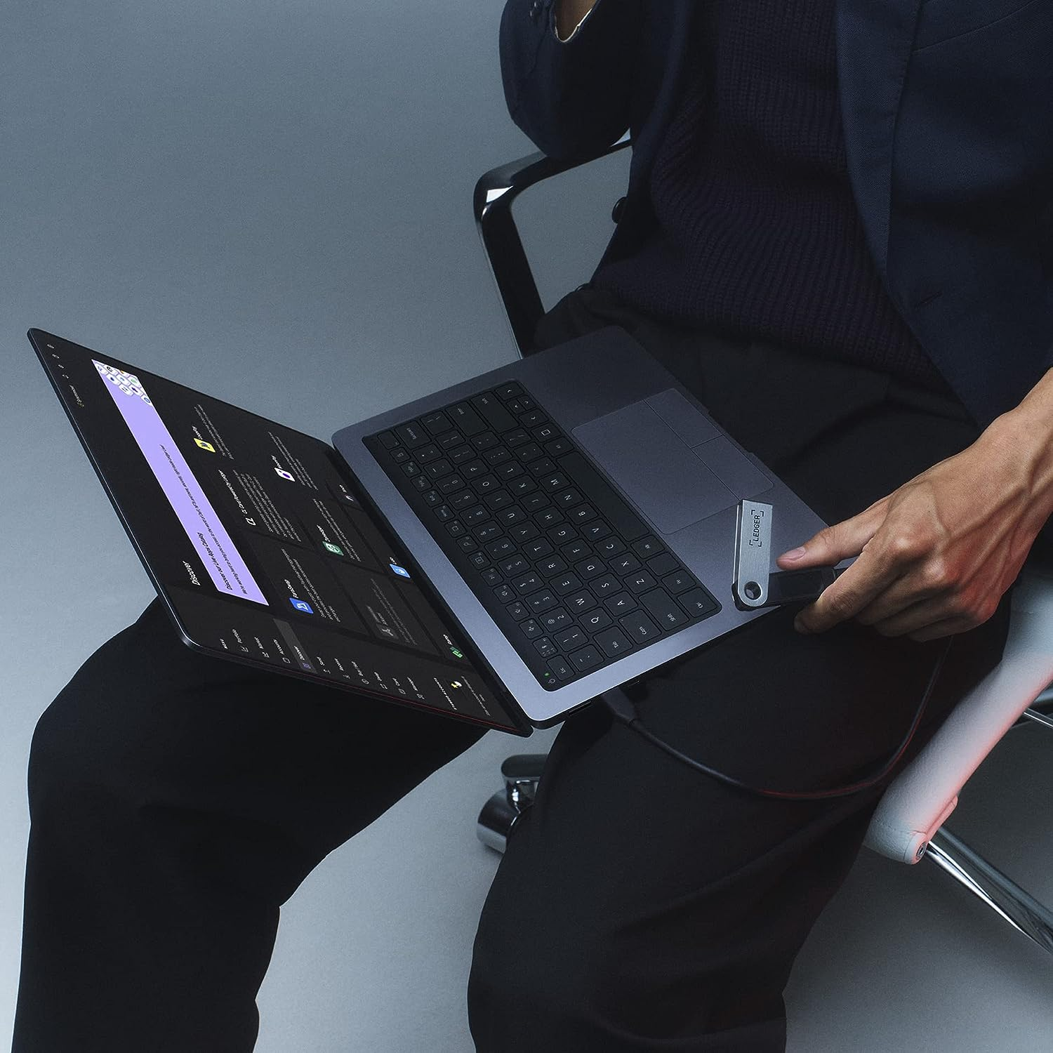 Ledger Nano S plus Signer &ndash; the Accessible Way to Manage Your Crypto & Nfts Securely (Ledger Wallet for Desktop and Android Only) &ndash; Matte Black image number 5