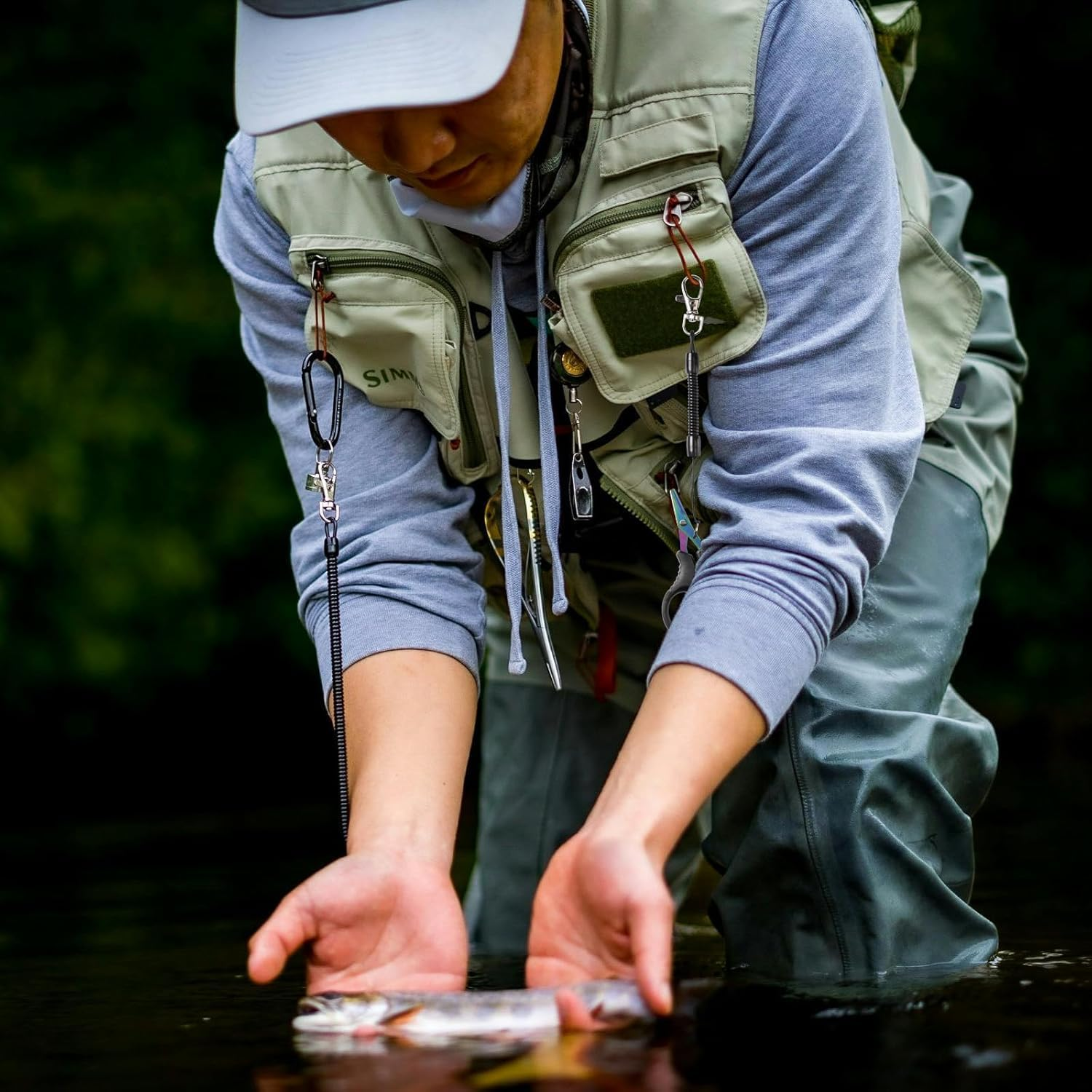 Fokmuaex 1Pcs Stainless Steel Fishing Scissors &ndash; Black Titanium Coated Braided Line Cutter with Hook & Retractable Lanyard image number 6