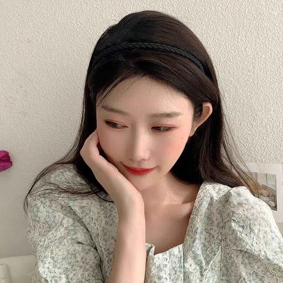 Pack of 5 Plastic Headbands Thin Headbands Headbands for Girls and Women Multicoloured Headband Plastic Headbands with Teeth image number 4