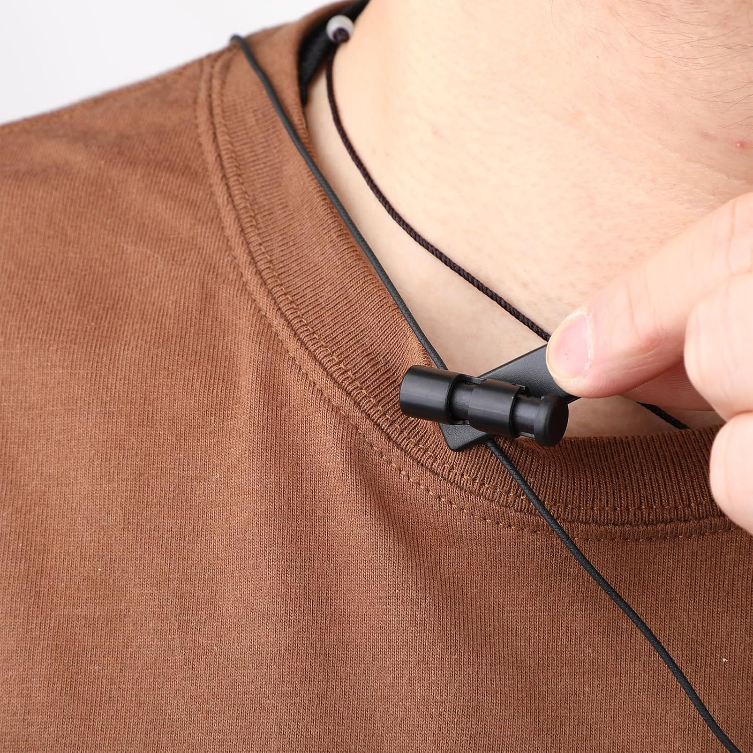 5 Pack Headphone Clips for Earphone Wire Clips Cable Cord Clamp Hooks Collar Headset Clamp Cable Clothing Clips Earphone Winder Earbud Cable Clip Clamp Hooks, Fixing 2-4Mm Headphone Wire image number 4