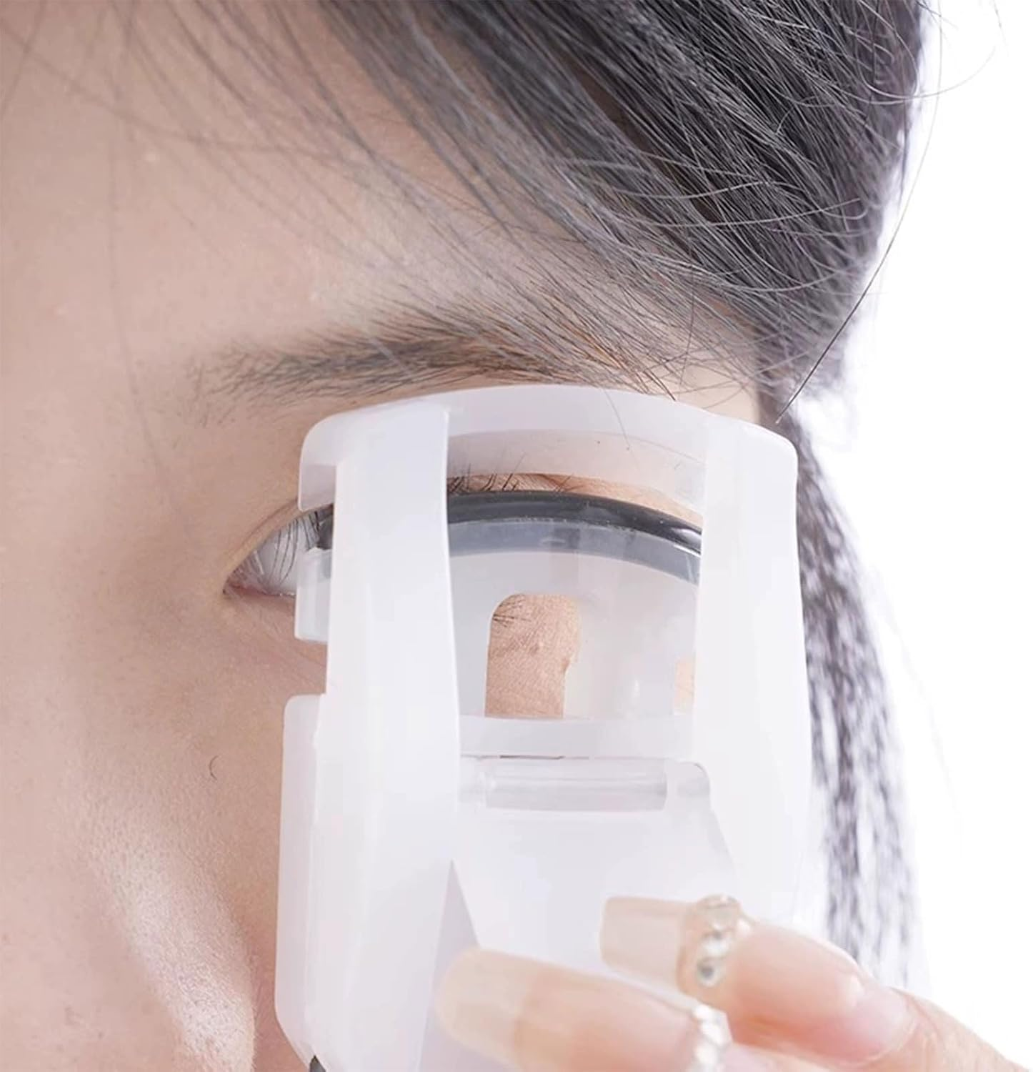 CTOUUGRS Portable Eyelash Curler with Rubber Pad Professional Eyelash Curling Tool for Women Travel Size Easy to Use Lash Curler Beauty Essential image number 1