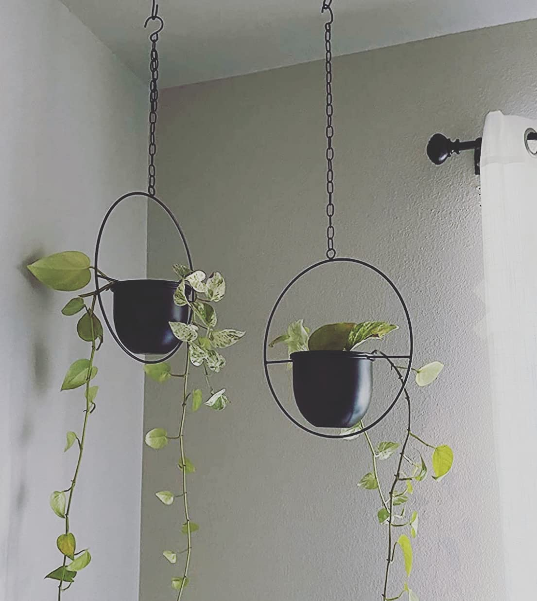 Shineloha Boho Hanging Planters for Indoor Plants with 5.5" Pot (Detachable) + Hook + Chain | Hanging Planters Indoor, Ceiling Planters, Mid Century Planter for Indoor & Outdoor, NO Plant Incld image number 3