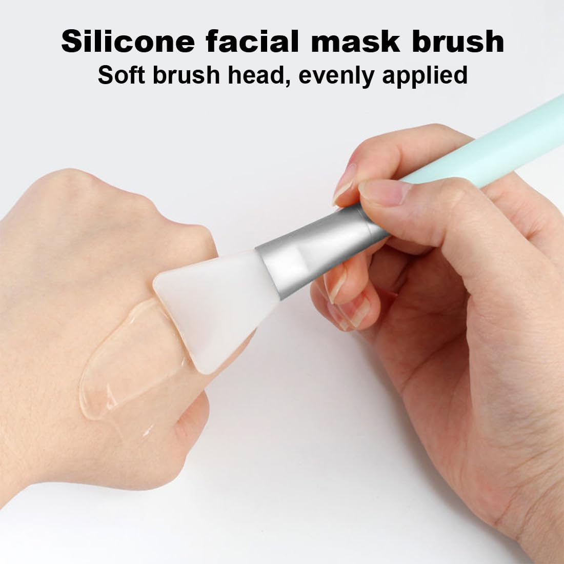 Aililong Pack of 4 Plush Hair Bands + Face Mask Brush Set, Make up Hair Band for Women, Elastic Make-Up Headband for Face Washing, Showering & Sports (Blue, White, Grey, Black and White) image number 6