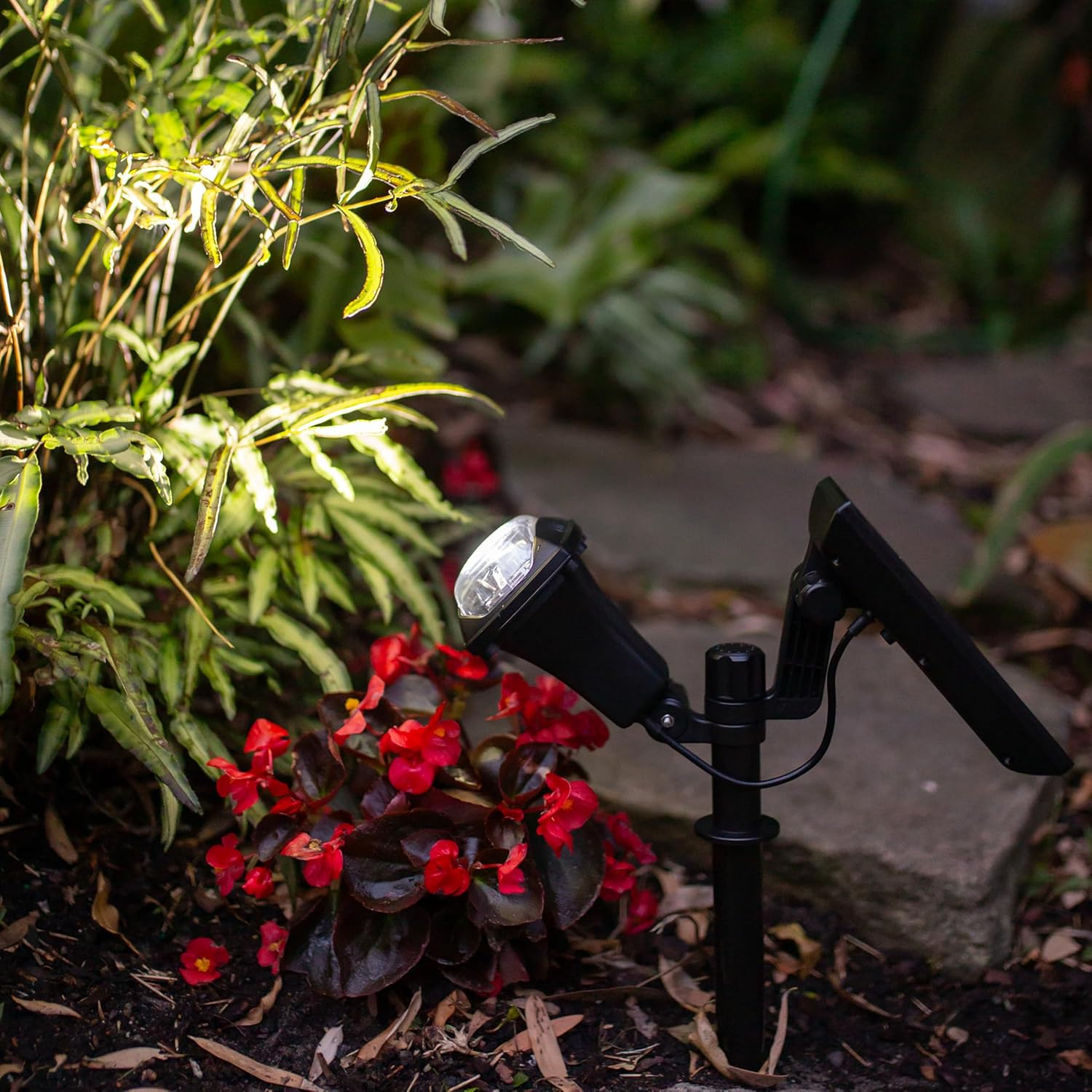 Hoselink Adjustable Solar Garden Spotlight | Ground Spike | 5LED | Focus image number 2