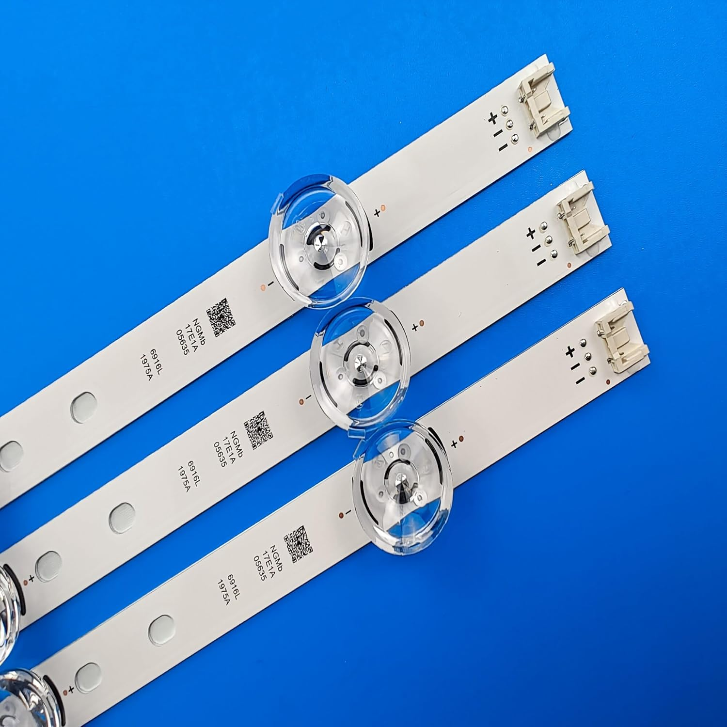 LED TV Illumination Part Replacement Fit for LG 32LB561U-ZC 32LB561V-ZE 32LB5630-TD LED Bar Backlight Strip Line Ruler DRT3.0 32 a B(1 Set - 3 Pcs) image number 1