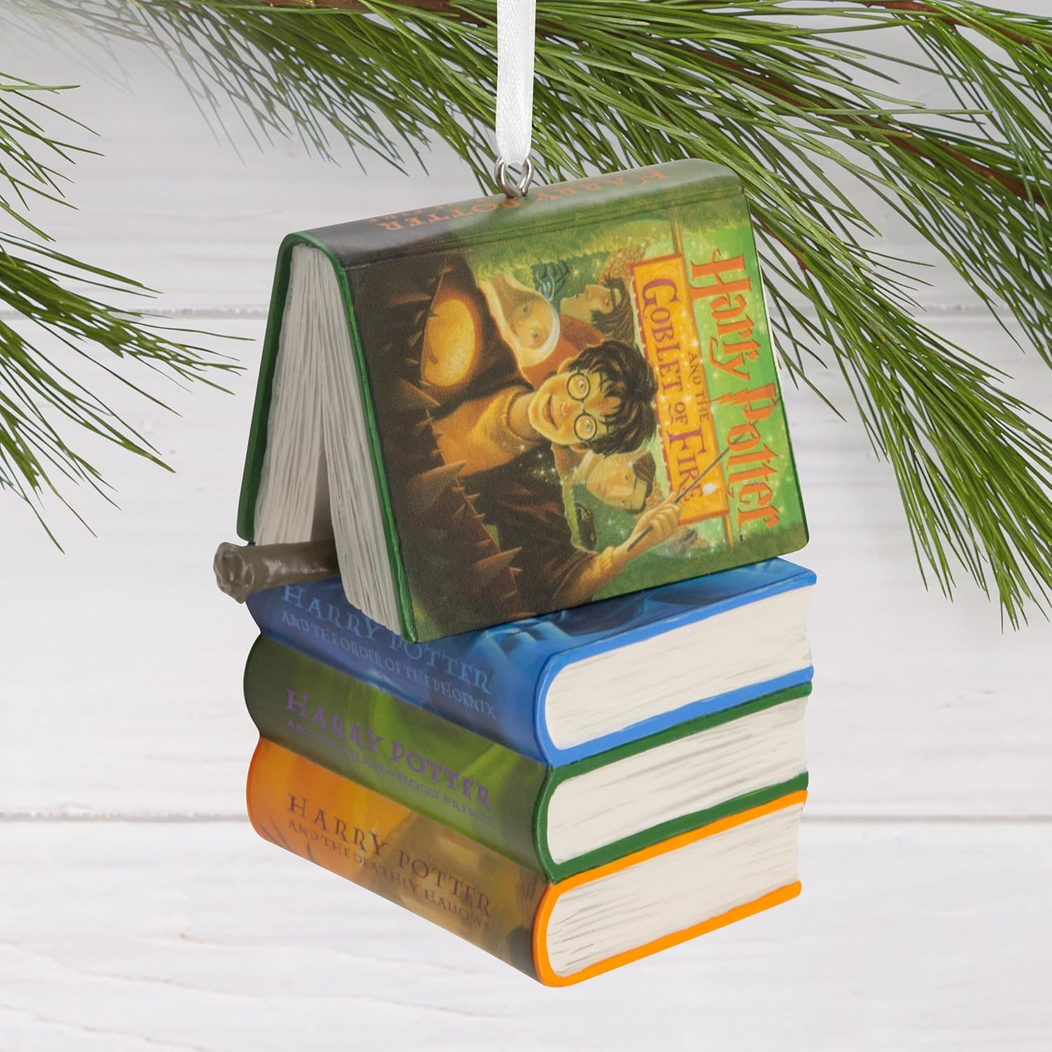 Hallmark Harry Potter Books and Wand Series 2 Christmas Ornament image number 4