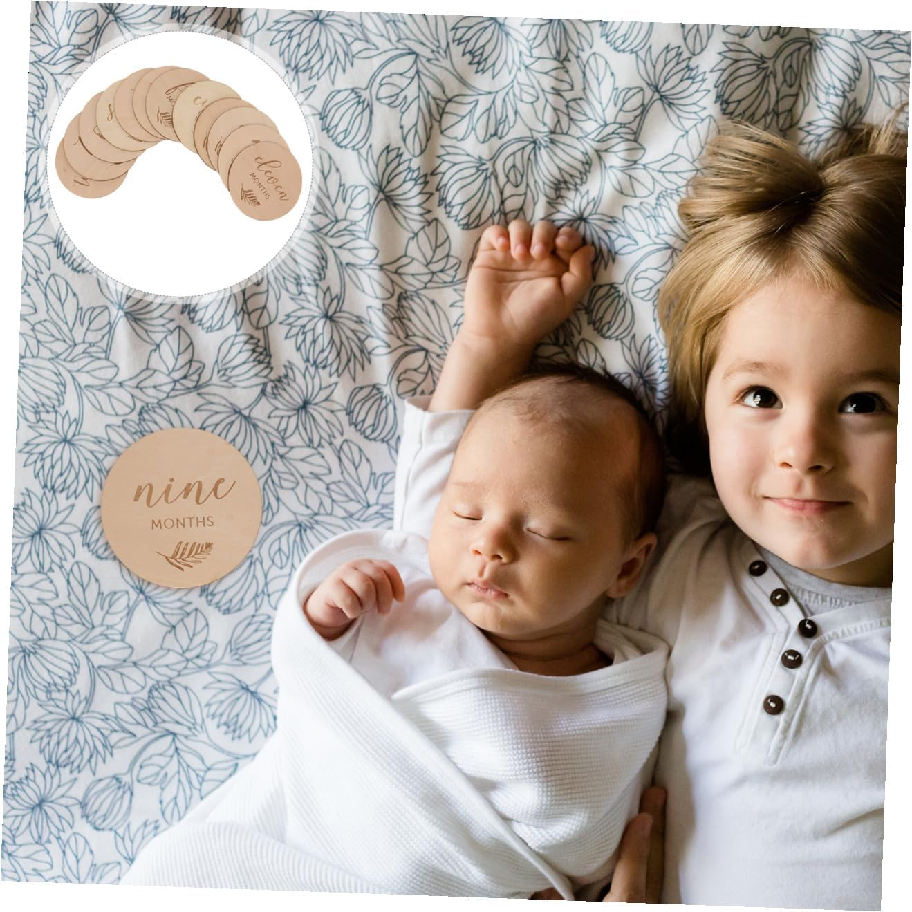 Toyvian 12Pcs Wooden Commemorative Cards Discs Wood Double Sided Cards for Month Old Photo Props Decoration Toys for Year Old Boy image number 2