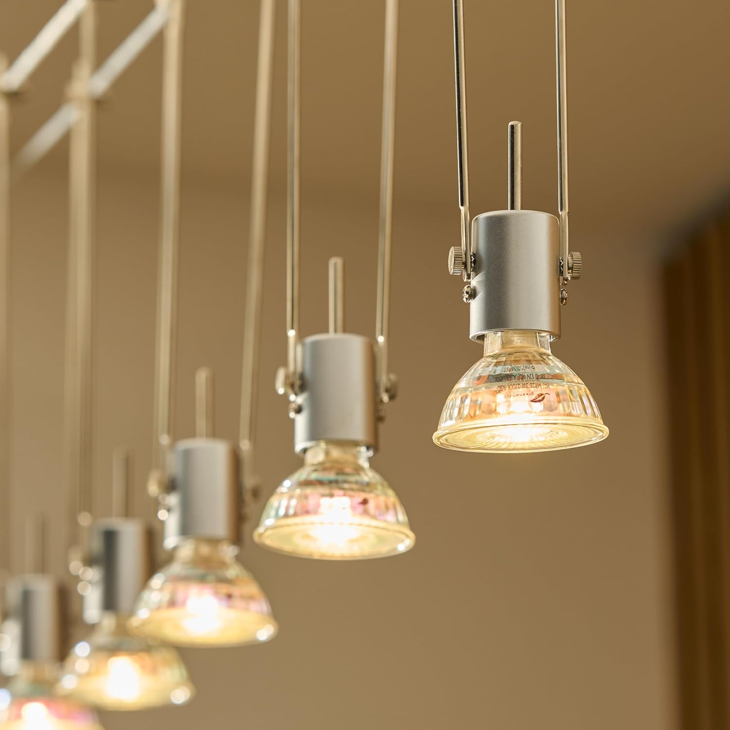 Greenandco 10X MR16 GU5.3 | Dimmable | Replaces 45W | Warm White 3000K | CRI 90+ | 6.5W 510 Lm | 38&deg; | Flicker-Free | COB LED Spot | 12V AC/DC image number 1