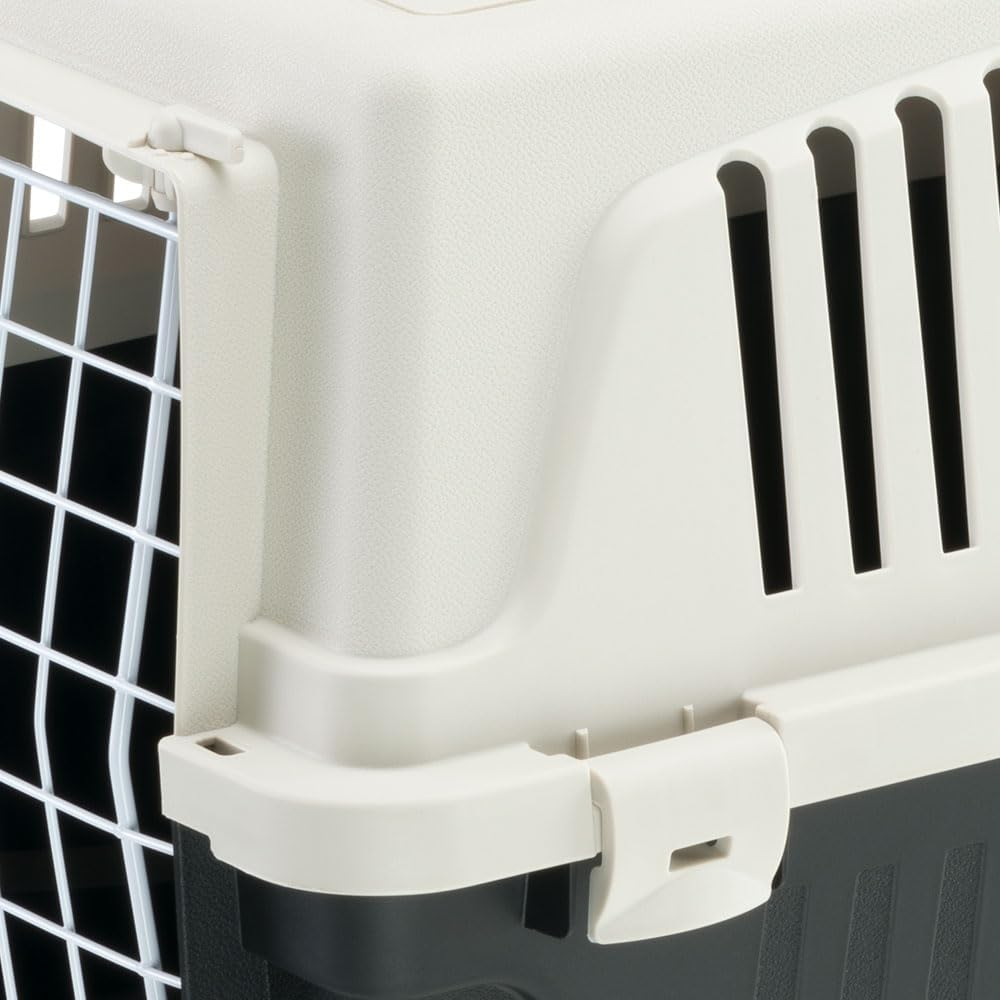 Ferplast Rigid Carrier for Small-Sized Dogs and Cats Atlas 20 EL, Pet Transport Box, Sturdy Plastic, Plastic-Coated Steel Door, Ventilation Grills, 37 X 58 X H 32 Cm Black image number 3