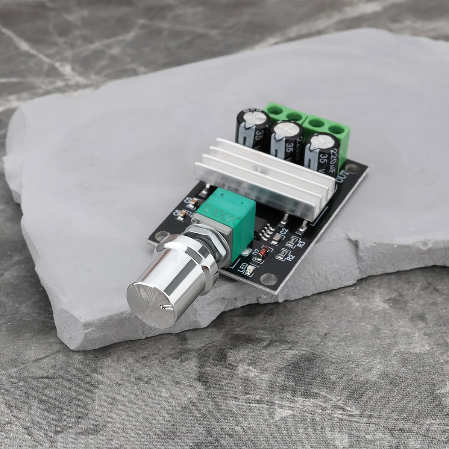 SING F LTD 3Pcs Model Railway Speed Controller PWM DC Motor Speed Controllers 6V-28V 3A Compatible with Hornby Compatible with Gaugemaster 50X32X15Mm image number 3