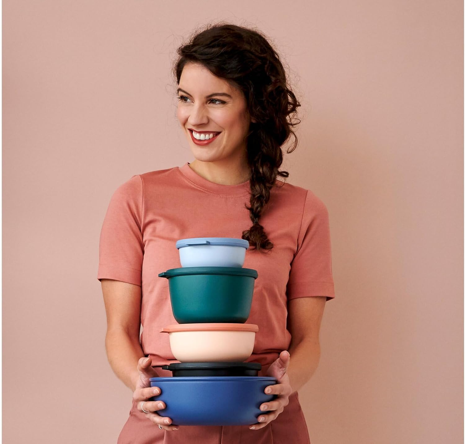 Mepal Cirqula round Food Storage Container Set of 3 (500Ml + 1000Ml + 2000Ml) &ndash; Nordic Sage, Bpa-Free Airtight & Leakproof Bowls with Lids, Microwave, Freezer & Dishwasher Safe, Made in Holland image number 2