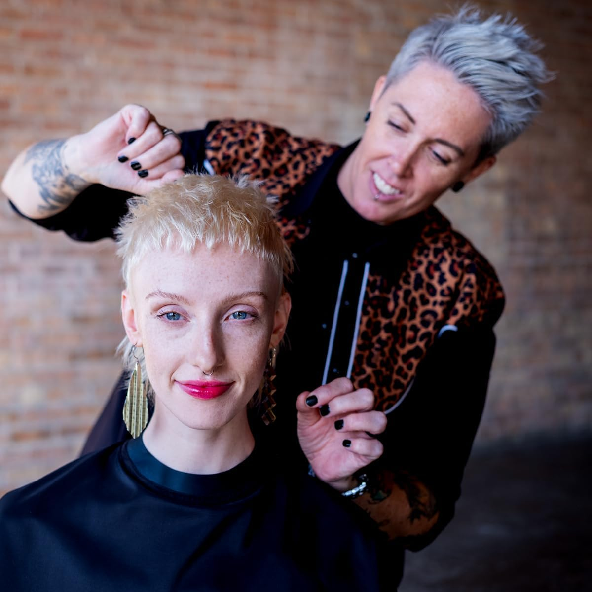 Reuzel Matte Clay Pomade, No Shine Pomade with a Medium Hold for a Natural Style and Finish 3.38Oz/95G image number 6