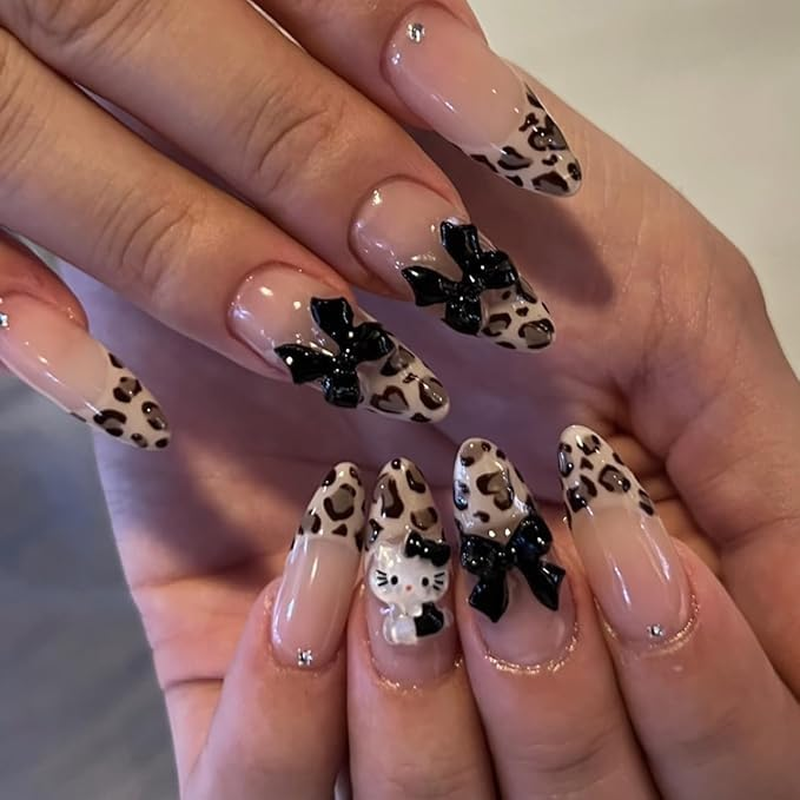 ＴＩＺＹＦＦ Press on Nails, French Leopard Print Hello Kitty Cat Three-Dimensional Point Diamond Bow False Nails, Artificial Nails for Women and Girls -24 Pc