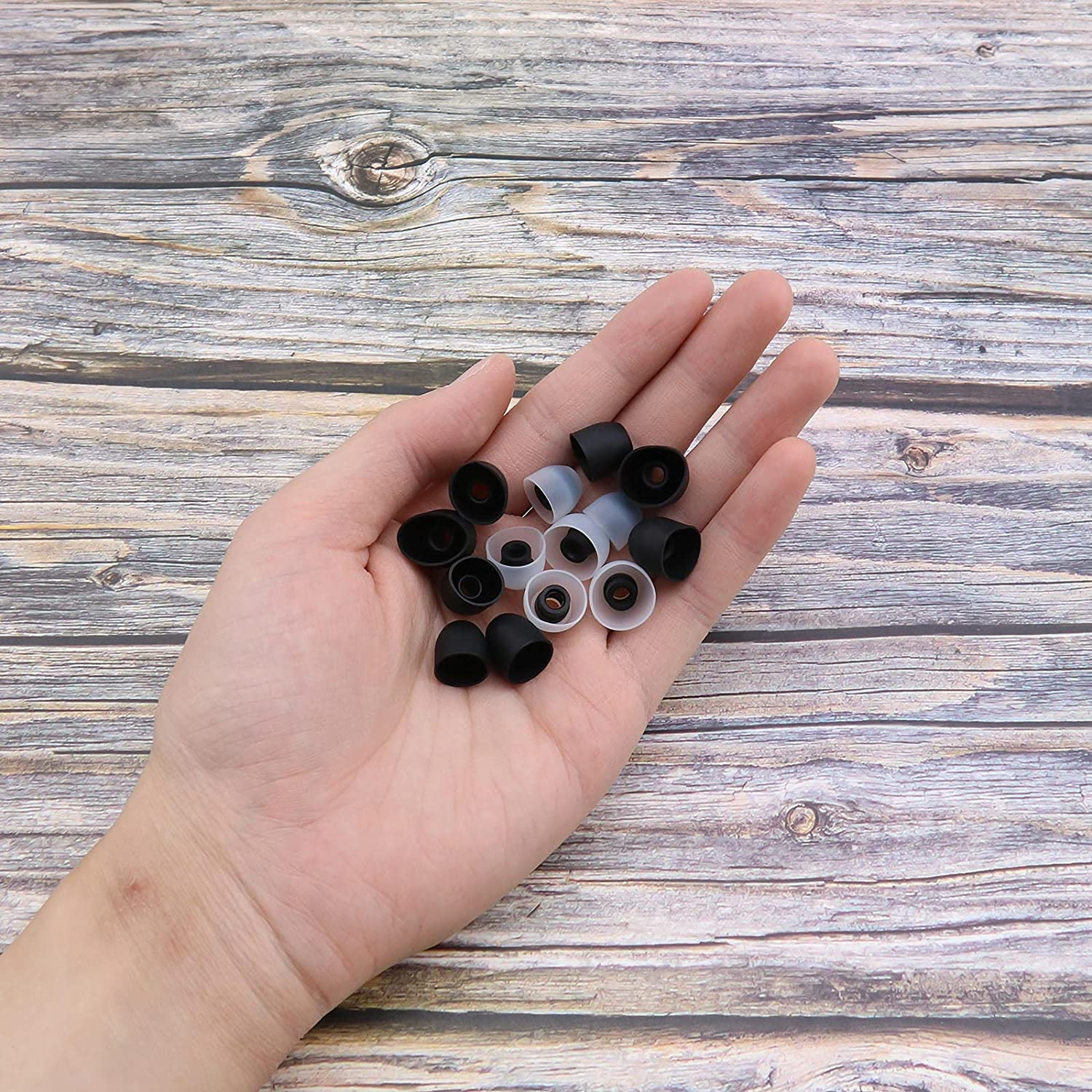 Emsea 7 Pairs Silicone Ear Buds Tips Replacement In-Ear Ear Sleeves Compatible with WF-1000XM3 / WF-1000XM4 Wireless Headphones Black Transparent XS S M L image number 3