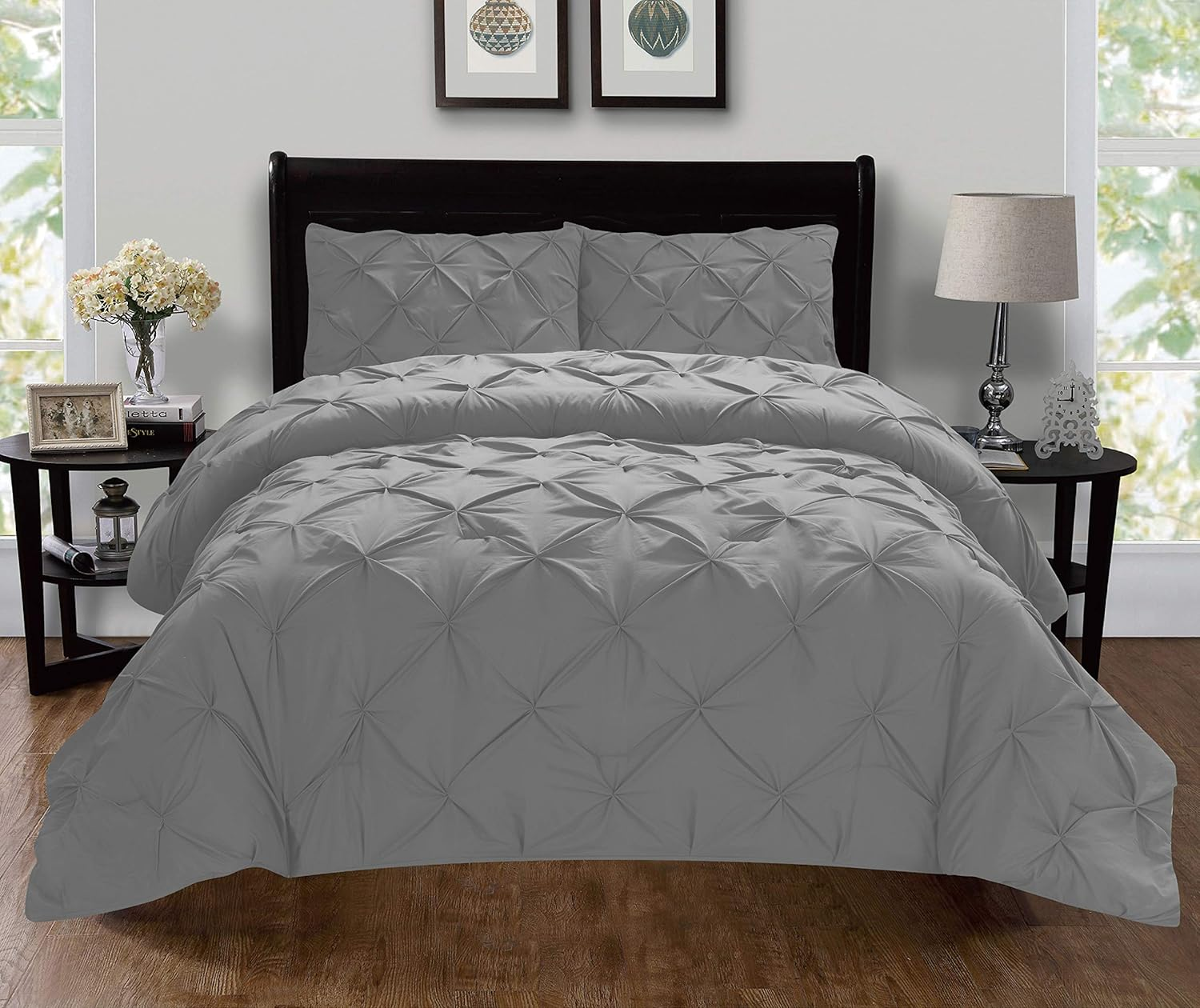 Elegant Comfort Luxury Super-Soft Coziest 1500 Thread Count Egyptian Quality 3-Piece Pintuck Design Duvet Cover Set, (Insert Comforter Protector) Wrinkle-Free, Full/Queen, Navy Blue image number 1