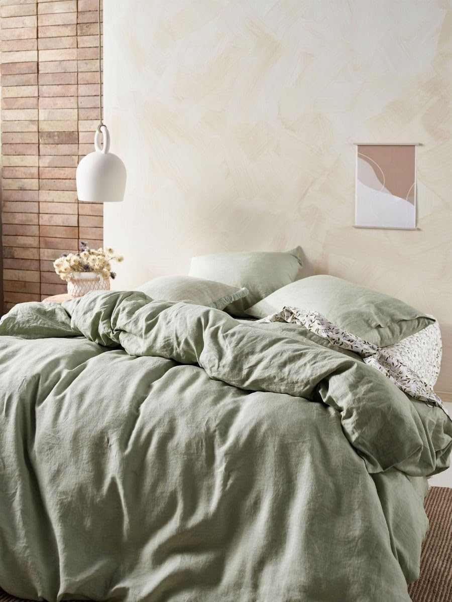 Linen House Nimes Quilt Cover Set, Wasabi, Queen Bed - Pecan image number 2