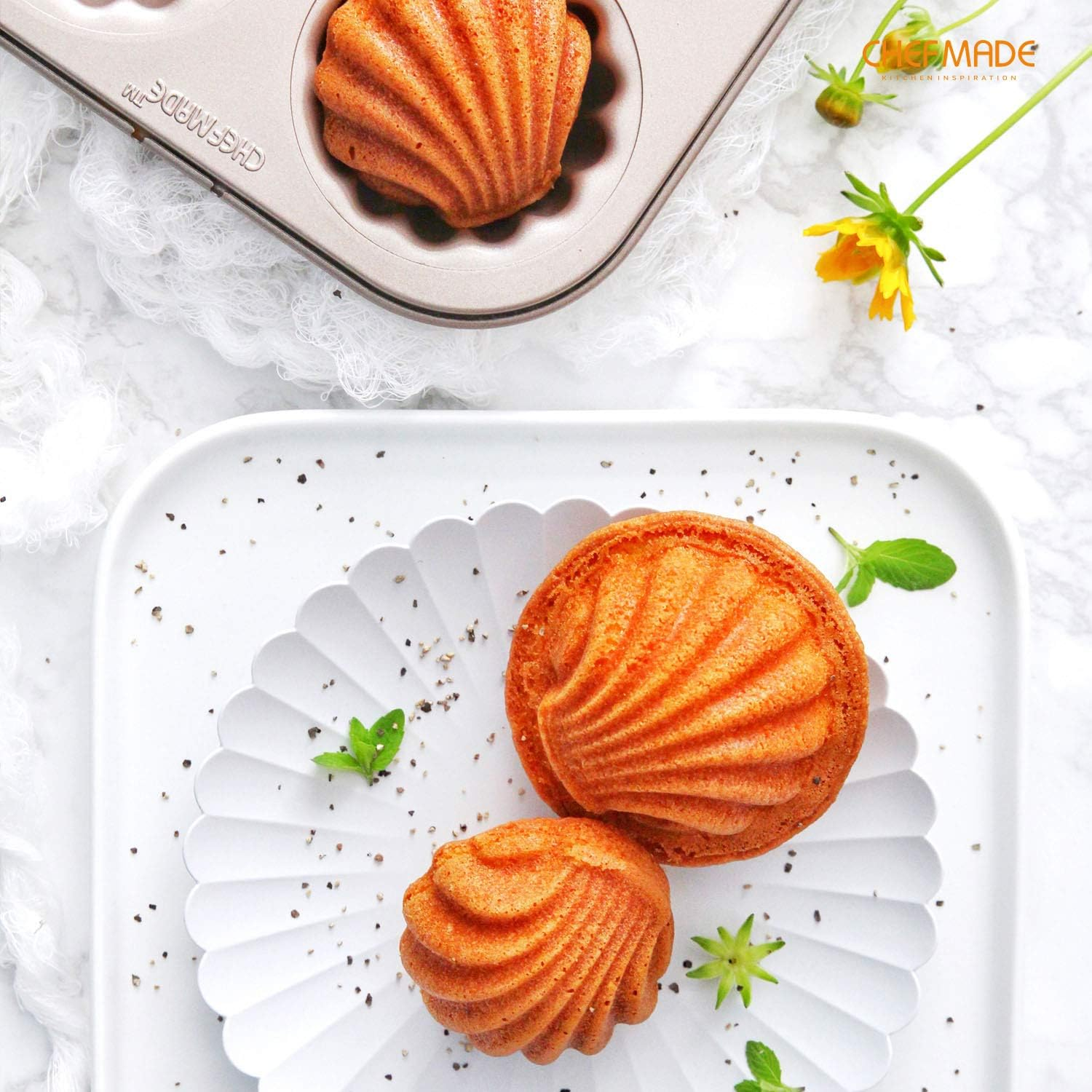 CHEFMADE Tube Cake Pan, 12-Cavity Non-Stick Cyclone Doughnut Bakeware for Oven Baking (Champagne Gold) image number 5