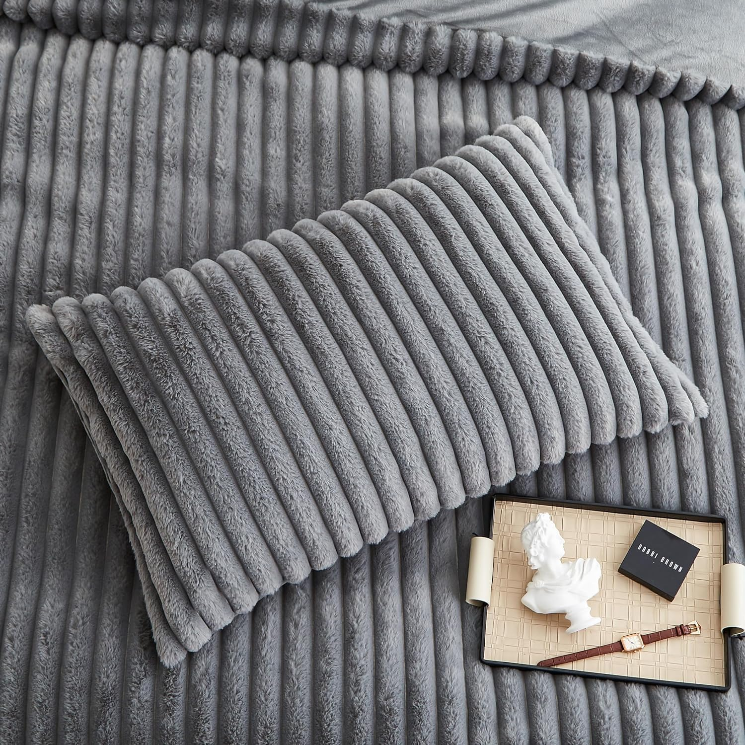 Bildenly Fluffy Duvet Cover Queen Size Ultra Soft Faux Fur Bedding Set Grey Winter Warm Vertical Striped Comforter Cover Set 3 Pcs Warm Fuzzy Bed Sets Luxury Plush Bed Sets with 2 Pillow Shams image number 2