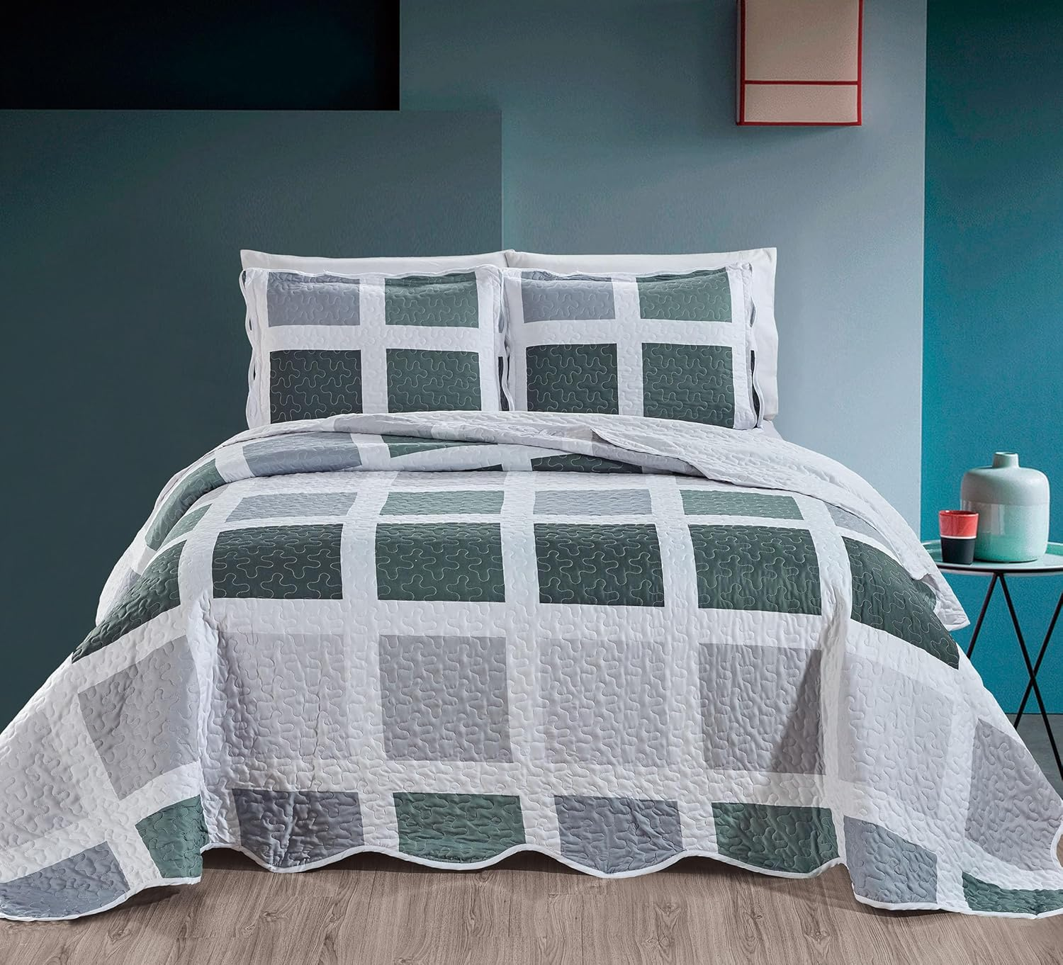 Grand Linen 3-Piece California Cal King Size Wave Edged Oversized Quilt Set 118" X 95" All-Season Large Bedspread Pillow Shams Lightweight Soft Coverlet Pink Blue Green Orange Colors Floral Pattern image number 6