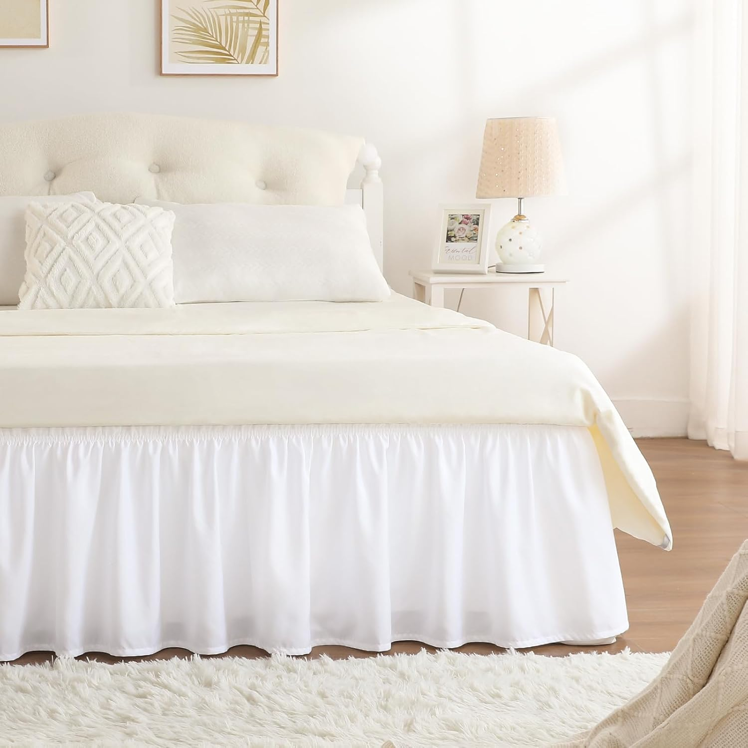 Bed Skirt Queen Size White Bed Skirt 14 Inch Drop, Wrap around Elastic Adjustable Bedskirt, Dust Ruffle for Bed Frame & Box Spring Soft Durable Fabric Machine Washable Easy to Install