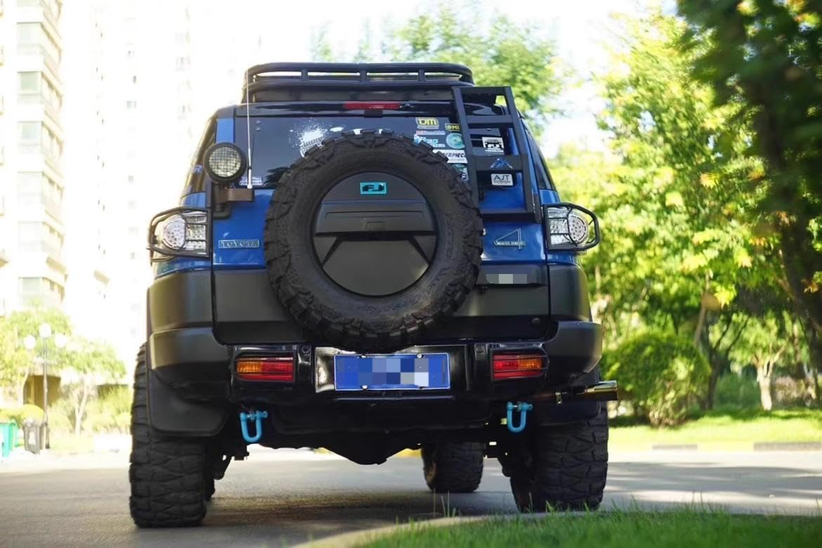 Aosseiye White Car Interior Crystal Stickers for Toyota FJ Cruiser 2007-2024 Center Console Gear Shift Panel Cover Stickers FJ Logo Patch Interior Accessories - Haze Blue image number 5