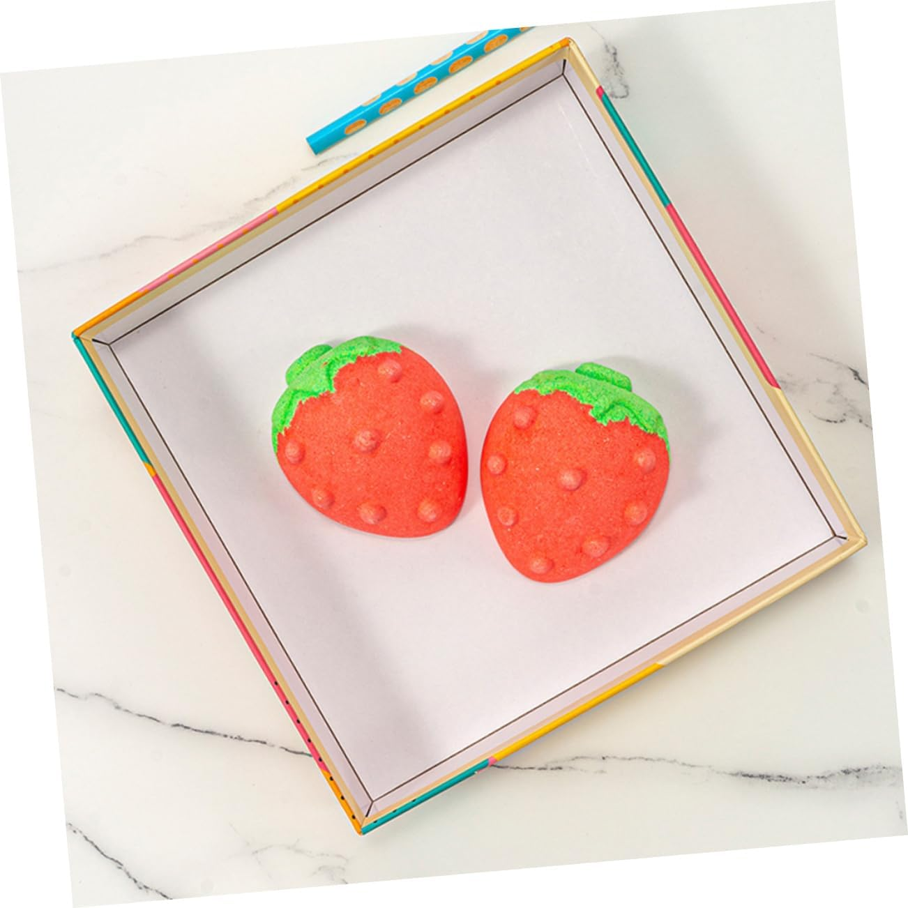 Beavorty 4Pcs Fragrance Bath Salt Bubble Bath Balls Strawberry Shape Boys and Girls Fun Bath Set for Home Spa image number 2