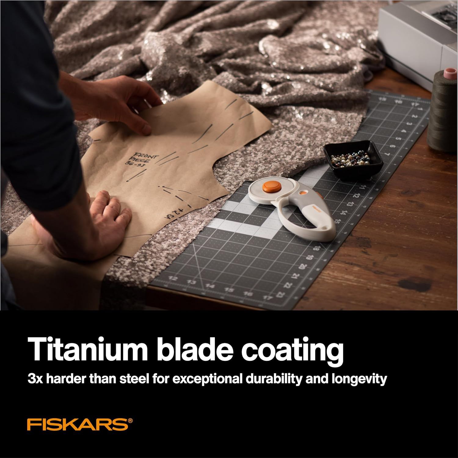 Fiskars 1065932 Rotary Cutter, White image number 5