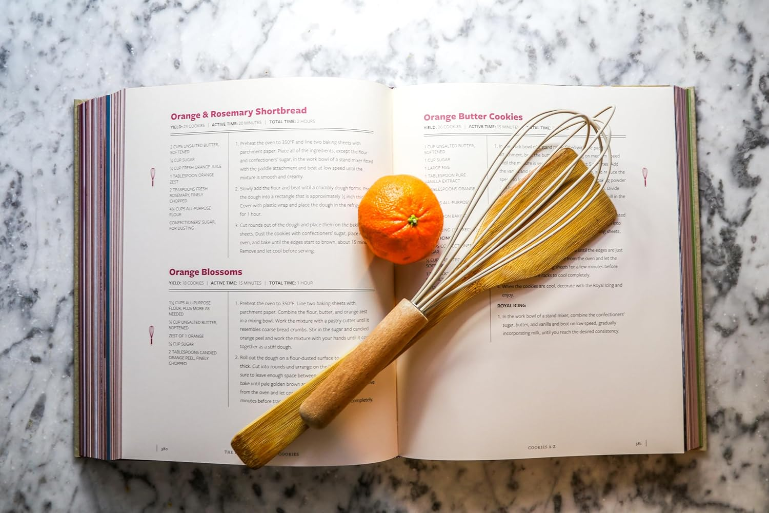 The Encyclopedia of Cookies: over 500 Tasty Recipes for Cookie Lovers of All Ages image number 4