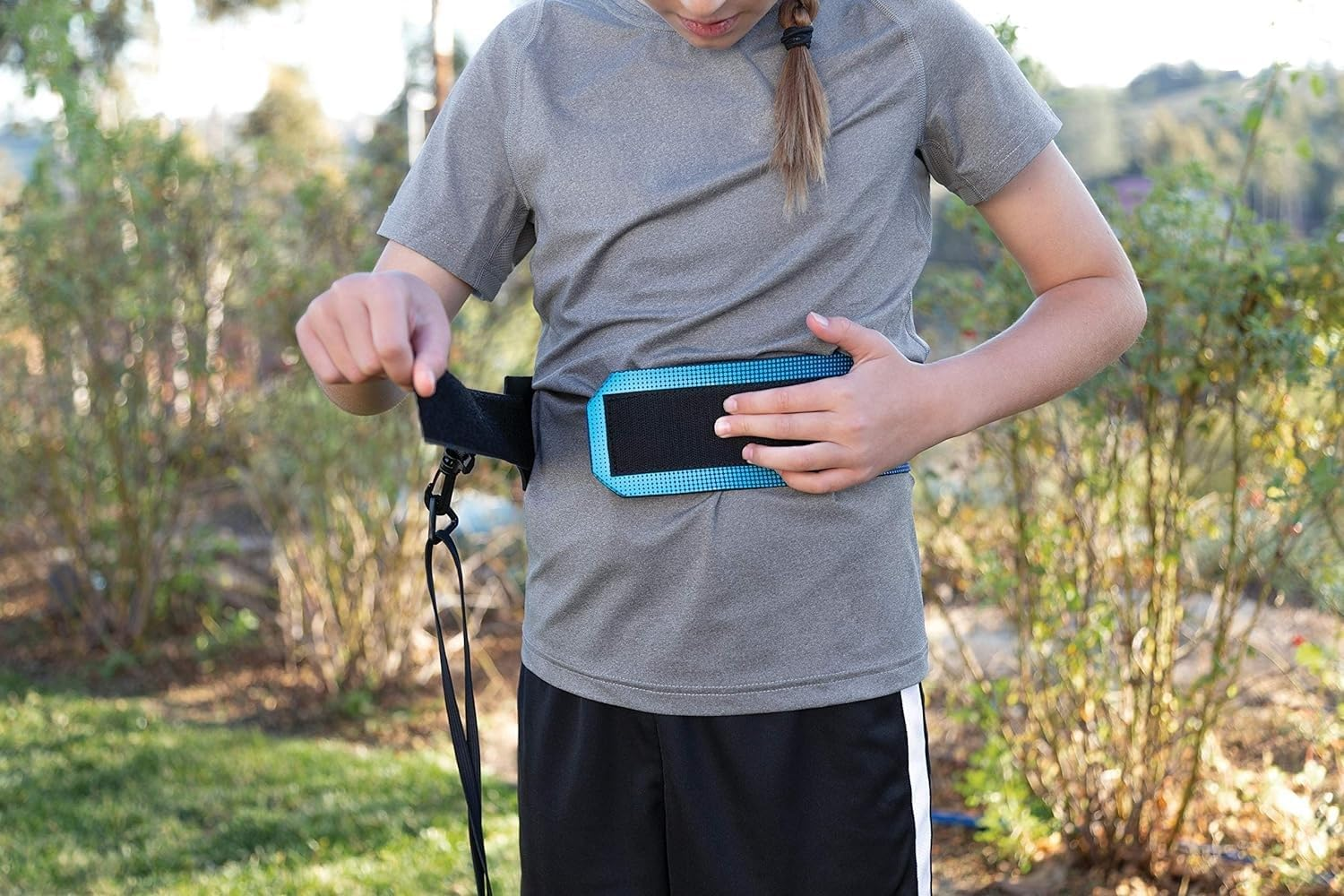 SKLZ Star-Kick Hands-Free Adjustable Solo Soccer Trainer - Fits Ball Sizes 3, 4, and 5 - Volt image number 5