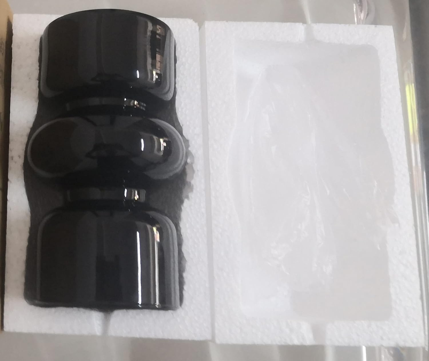 Black Borosilicate Glass Vases, 7 Inch Height, Contemporary Style, Solid Black, Cylindrical Shape, Living Room Decor image number 3