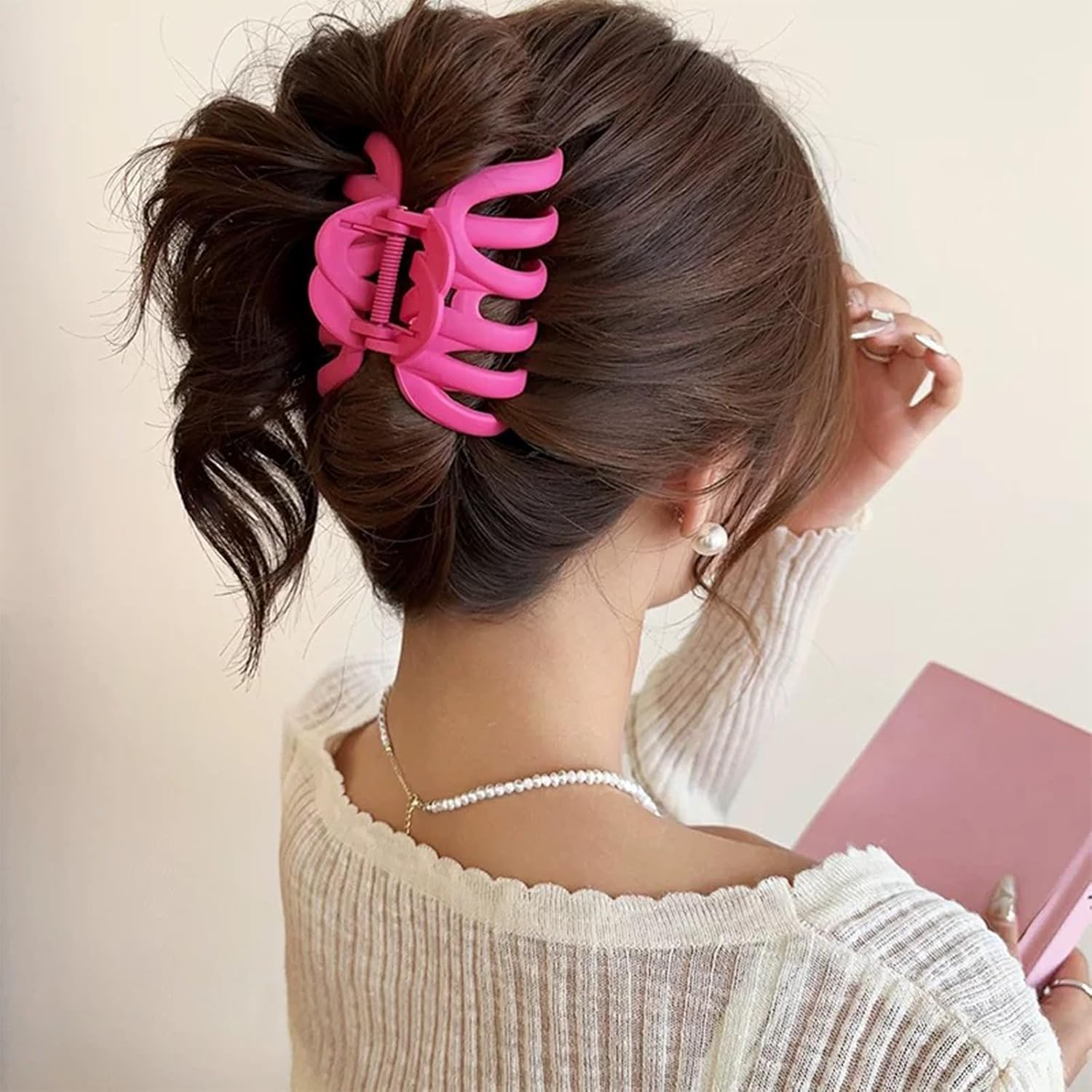 Hair Clip Large Thick Hair 4 Pieces 9.5 Cm Hair Clips Girls Non-Slip Claw Clip Hair Styling Accessories for Women Ladies Hair Clips Set image number 3