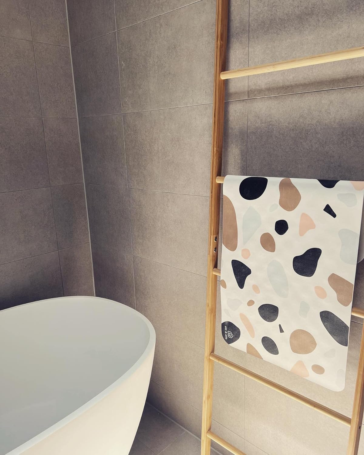 Elli & Ella Bath Mat for Kids - Non-Slip Suction Cups, Natural Rubber - Comfortable for Bath Time (Terrazzo Ivory) image number 1