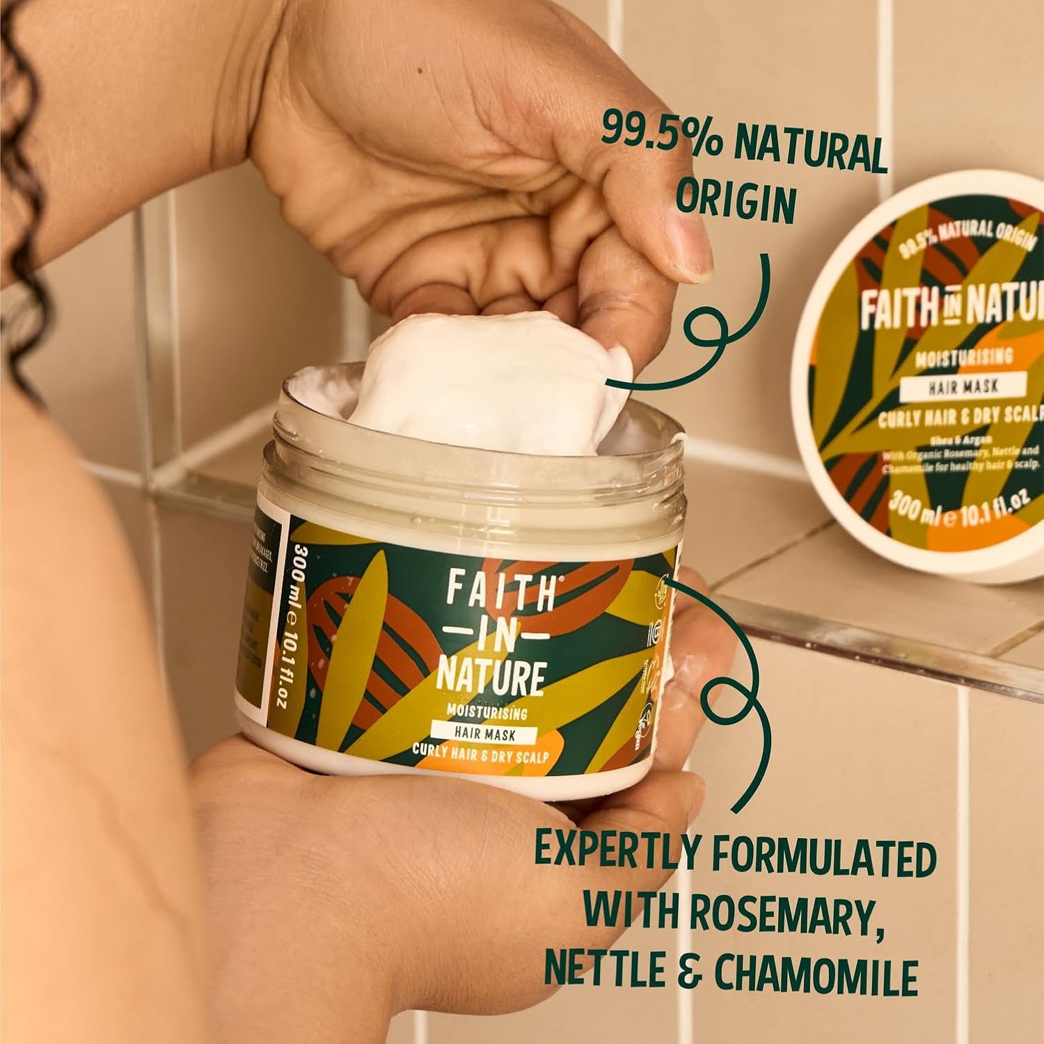 Faith in Nature Natural Shea & Argan Hair Mask, Nourishing, Vegan & Cruelty Free, No SLS or Parabens, for Dry to Very Dry Hair, 300 Ml image number 2