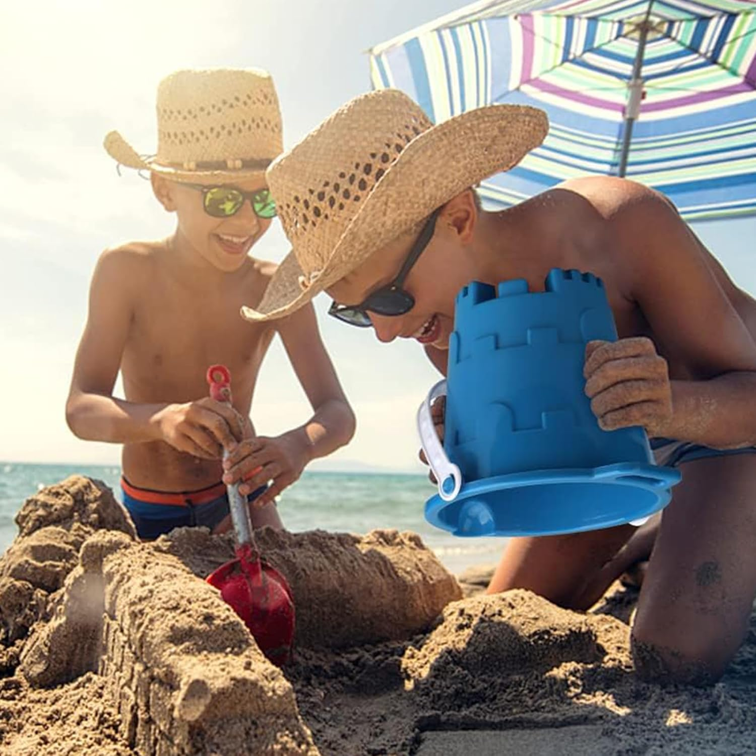 Beach Bucket 8Pcs Beach Toys for Kids Sand Toys Includes Bucket, Shovel,Rake,Sand Sifter Shovels, Castle Bucket and Shovel image number 3