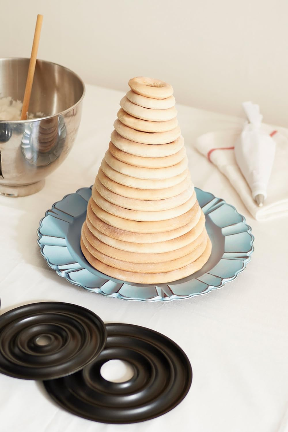 Fox Run Non-Stick Kransekake Mold, 1.75 X 8.75 X 8.75 Inches, Black image number 1