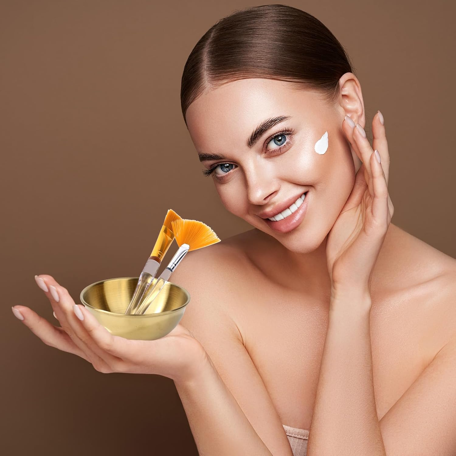 12Pcs Esthetician Supplies for Facials Set, Including 3 Facial Bowls, 3 Fan Brushes, 3 Brushes & 3 Scoop for Women Cosmetic Mask Mixing Set Make up Tool (Gold)