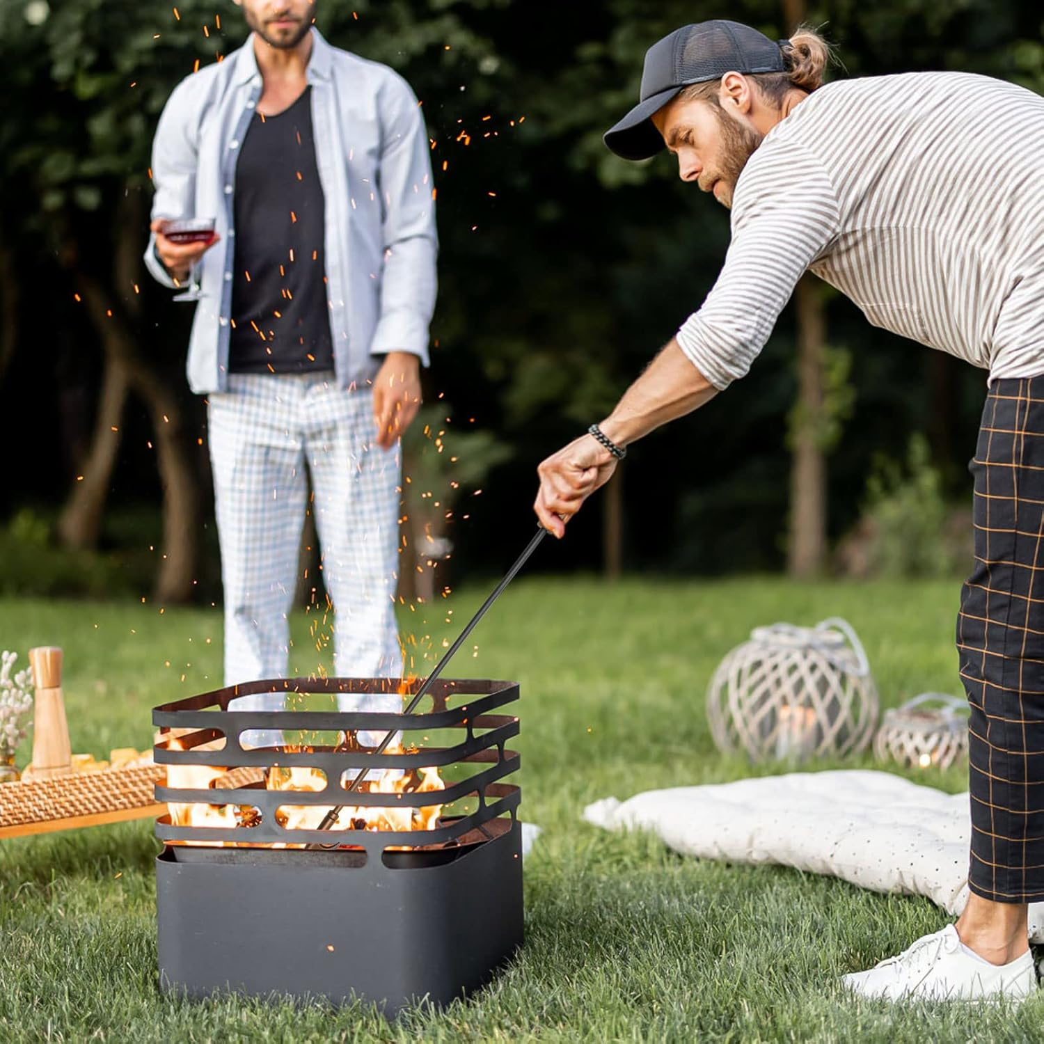 Fireplace Fire Pit Campfire Poker Stick. Uten 32-Inch in Heavy Duty Fireplace Poker. Solid Steel Fire Pit Poker, Fire Pit Accessories for Fireplace Camping Wood Stove Indoor and Outdoor. image number 5