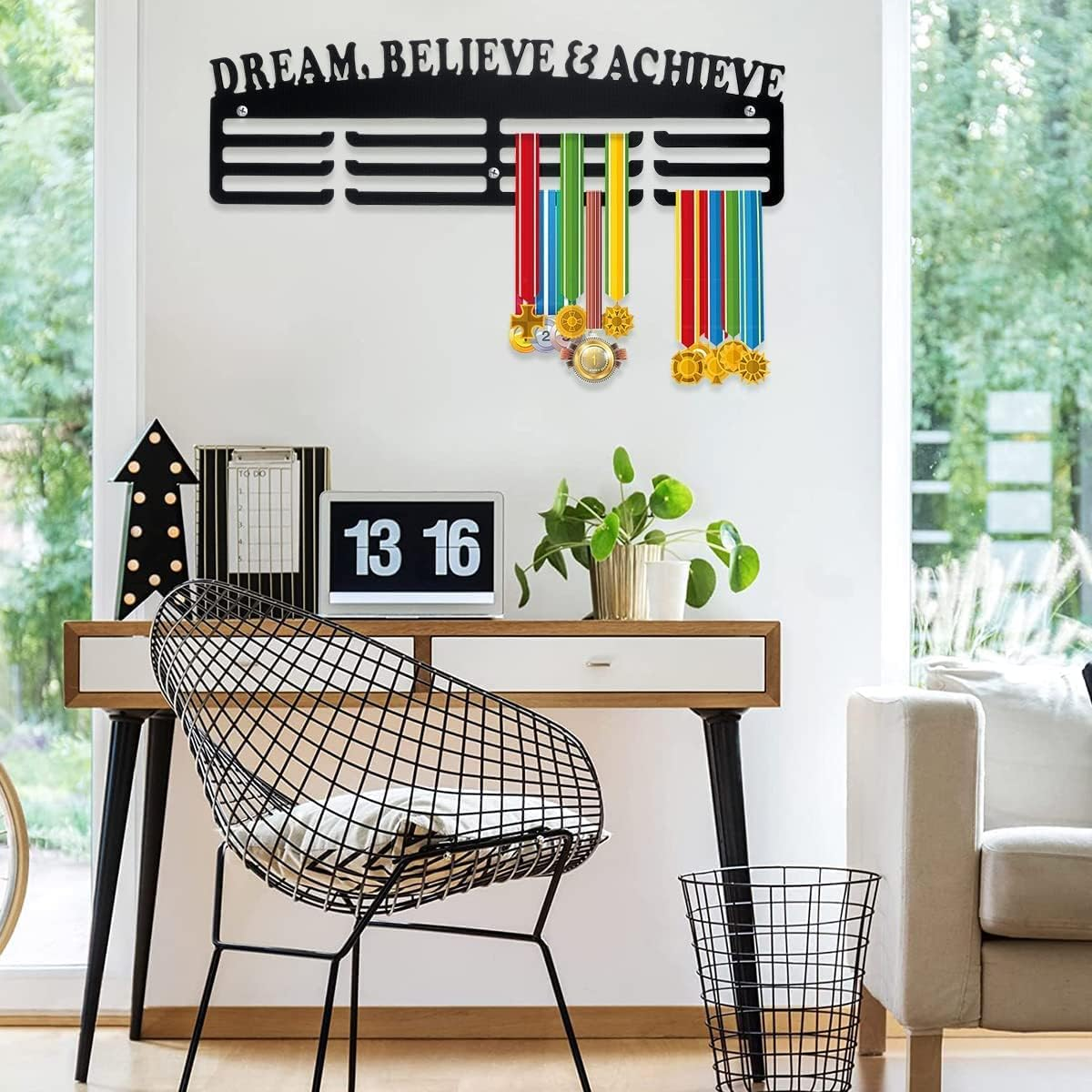 Medal Display Hanger, Wall Mounted Acrylic Medal Display Rack, Decorative Black Medal Holder with Inspirational Words Memorial Medal Hanger for Living Room Bedroom image number 4