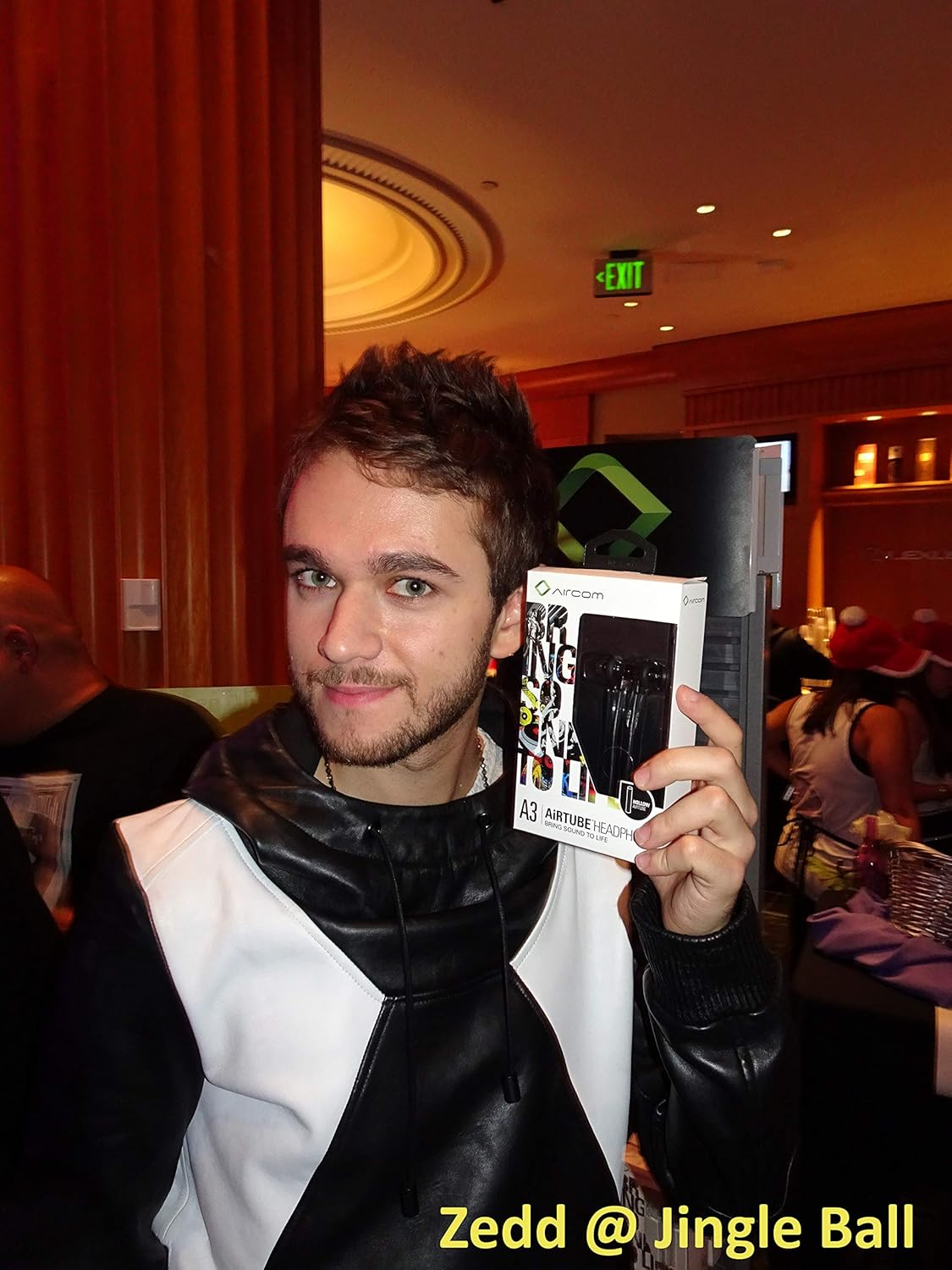 Aircom A3 Active Air Tube Headphones - Anti-Radiation Wired Sports Earbuds with Airflow Audio Technology for Premium Sound and EMF Protection &ndash; White image number 5