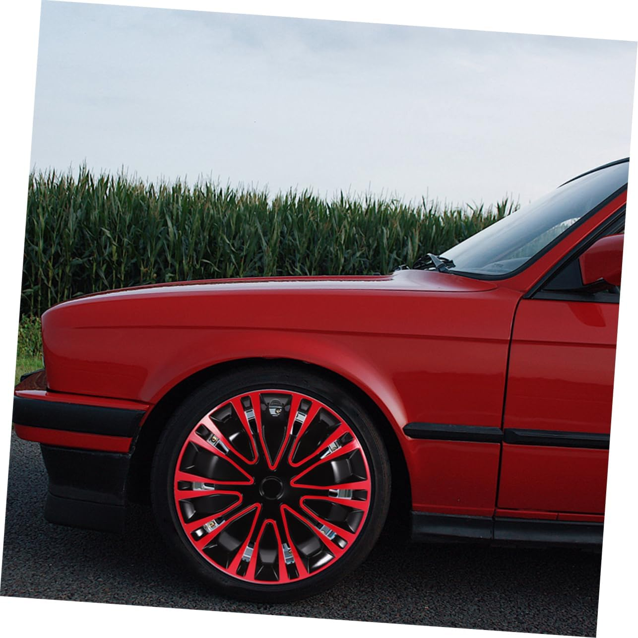 PRETYZOOM Stylish Wheel Cover for Vehicle Rim Modern Design Aesthetic Easy Installation Robust and Versatile for Driving Scenarios image number 4