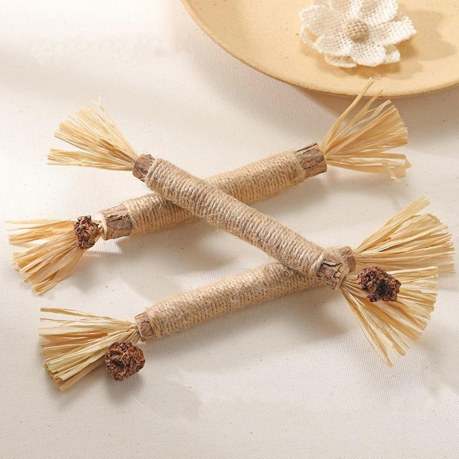 Silvervine Stick - Natural & Safe , Natural Cat Chew Toy, Cat Teething Toy | Stick to Promote Fun Behaviors, Commitment and Wellness image number 1