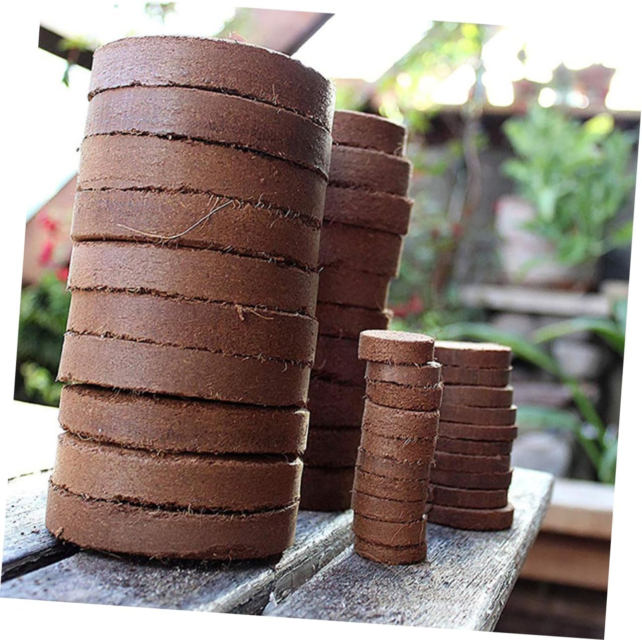 OFFSCH Coconut Fiber Nutrient Soil Blocks for Gardening Supplies Balcony Planting 5Pcs Compressed Natural Soil Medium with Rich Nutrients for Flowers and Vegetables Growing image number 2