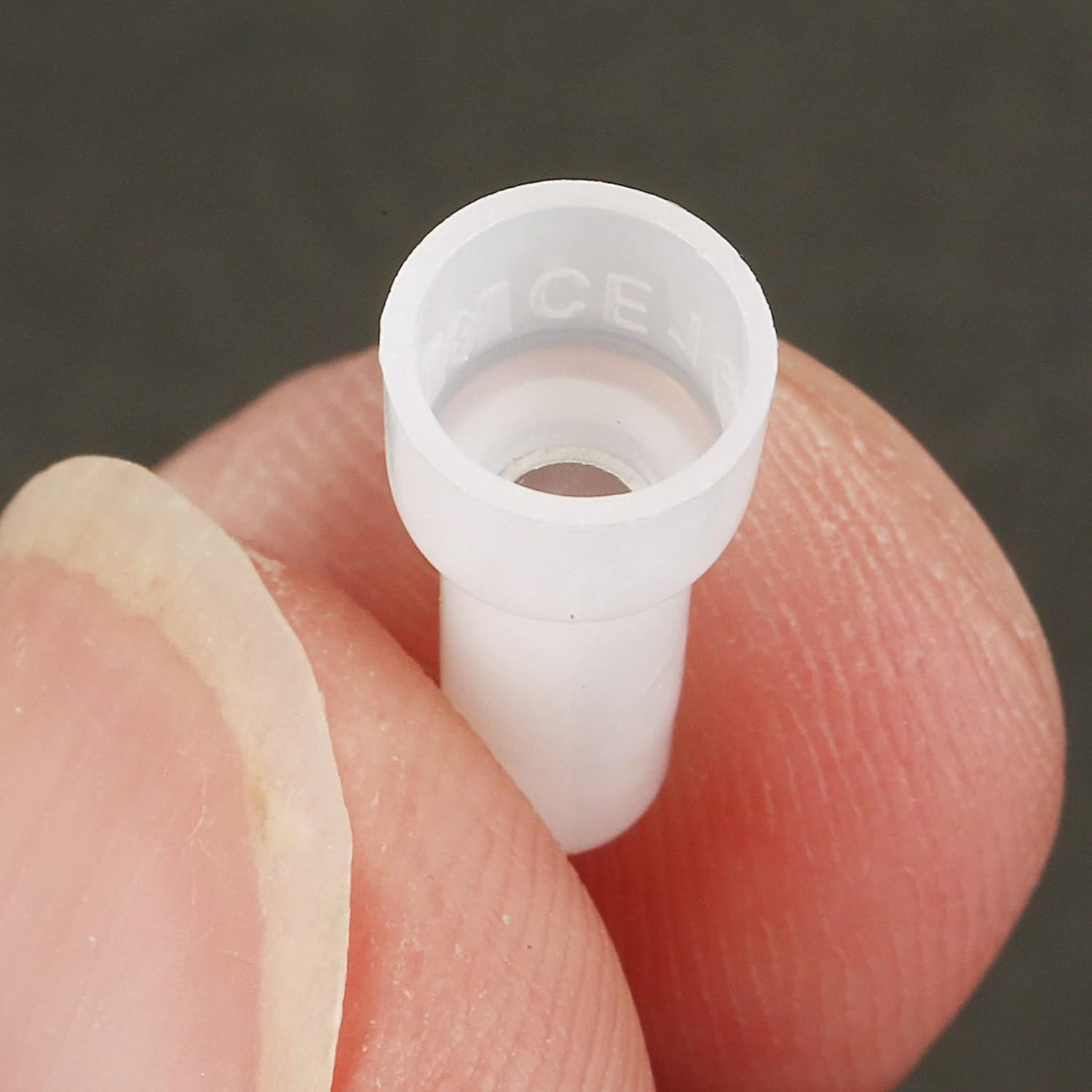 600Pcs 22-16 GA AWG Closed End Crimp Caps Splice Gauge Wire Connectors Terminals (White) image number 6