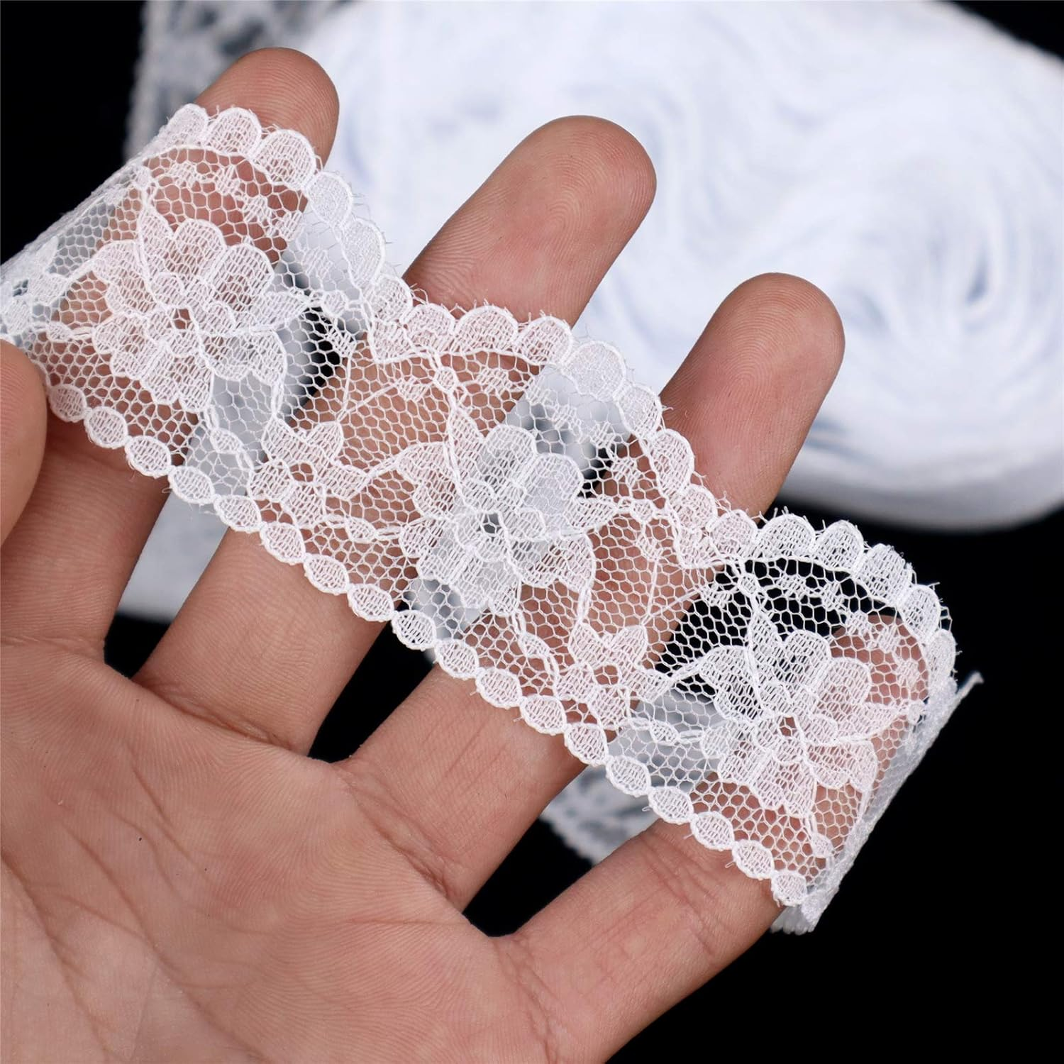 ZNZAKKA White Lace Ribbon Sewing Flower Lace Trim for Crafts Bridal Wedding Decorations, Bouquet and Gift Packaging (1.4Inch, 22 Yards) image number 2