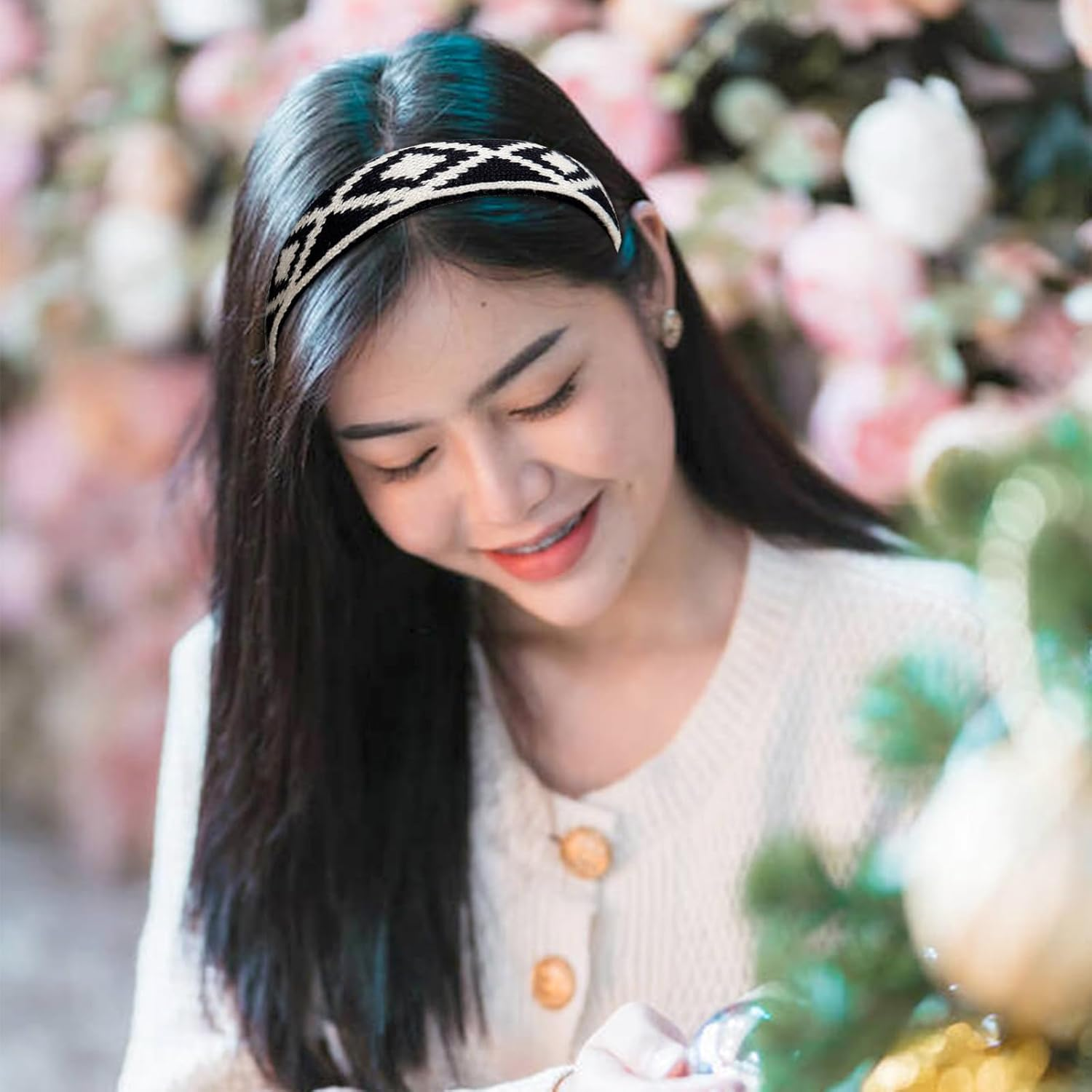 20 Pack 1.5CM Thin Hard White Plastic Headbands Skinny Plain Blank Hairband with Comb Grip Teeth Slim Hair Hoop Holder Clasp Tiara Crown Base Headpiece Crafting DIY Accessories Bulk for Women Girls