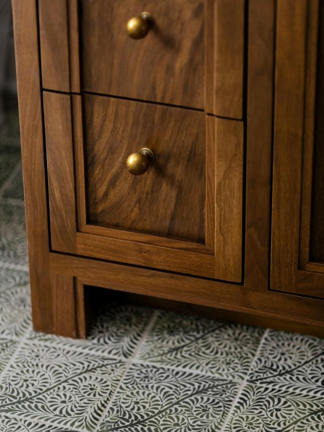 BEILEIOU Antique Brass Cabinet Knobs Classic Vintage Retro Drawer Knobs Kitchen Cupboard Bathroom Dresser Cabinet Hardware Handles Zinc Alloy (2, Antique Brass, Knob)