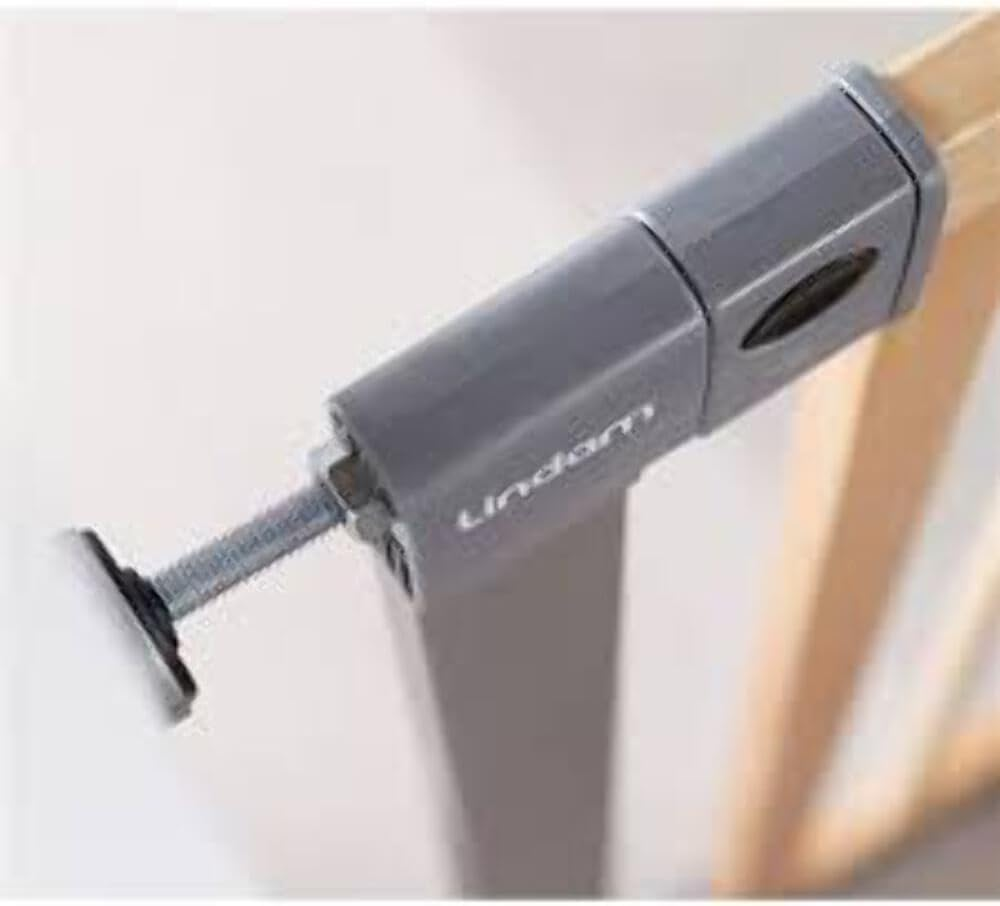 Sure Shut Deco Pressure Fit Safety Gate - 76-82 Cm (Wood and Metal) image number 3