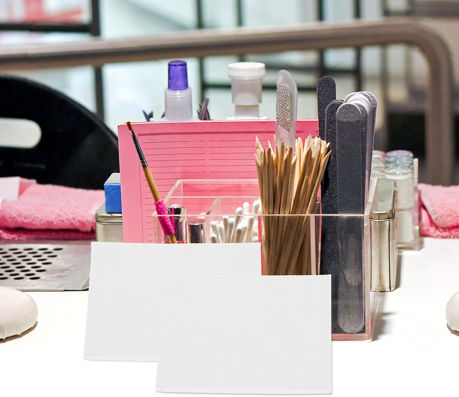 ULTECHNOVO 125Pcs Disposable Tattoo Cleaning Pads White Multi-Purpose Absorbent Table Covers Dental Bibs for Nail Art Makeup and Beauty Treatments image number 5