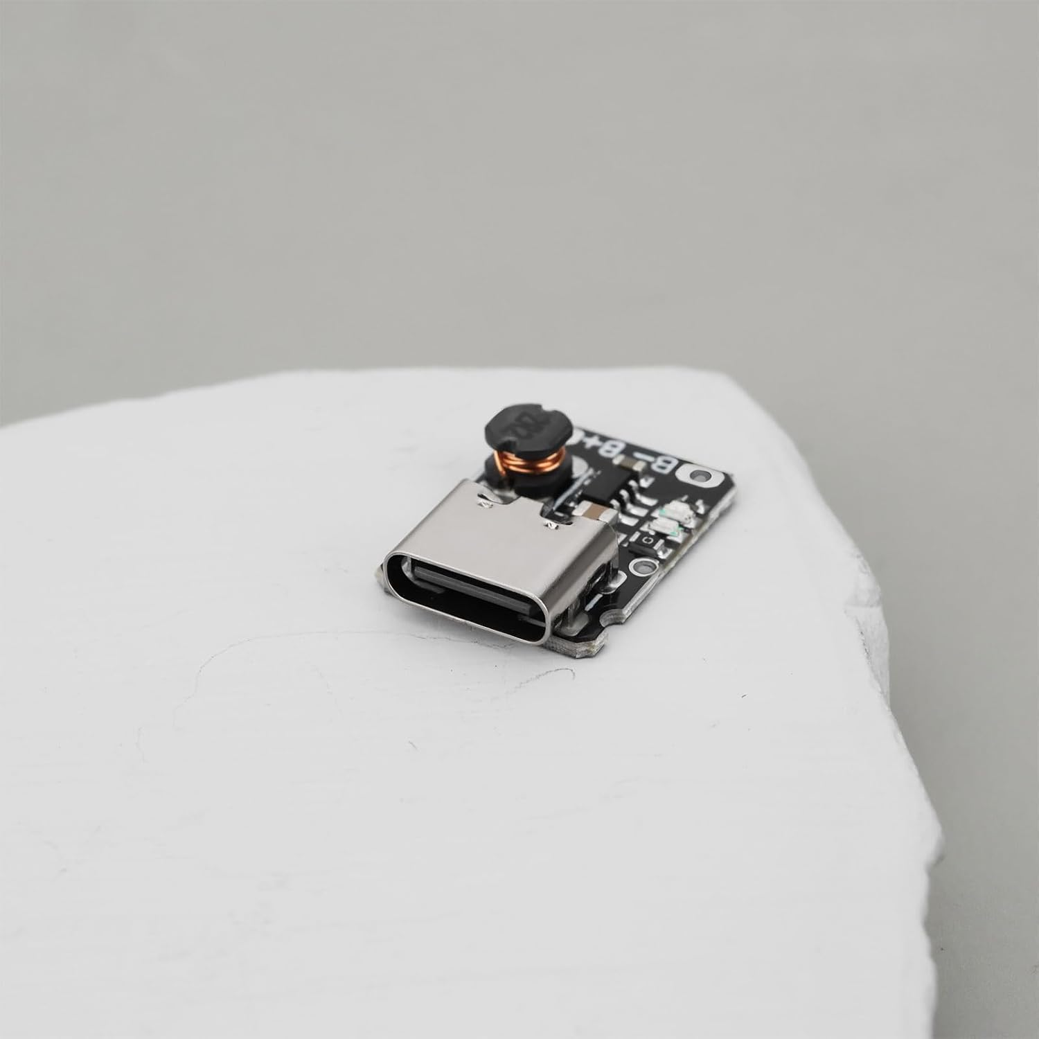 SING F LTD 4Pcs USB Type C 5V 2A Charging and Discharge Module for 3.7V 18650 Battery image number 1