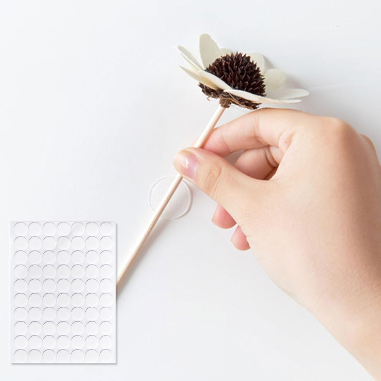 420 Pcs Blue Tack, Heavy Duty Adhesive Blu Tack,Sticky Dots,Bluetack, Glue Dots,Reusable Nano Tape for Walls and Office Decor(10Mm) image number 1